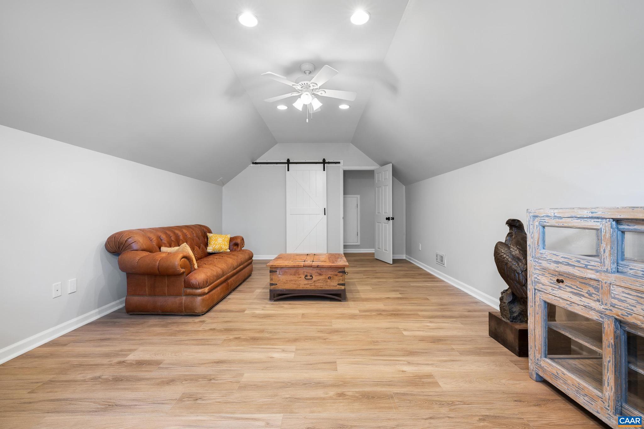 SPRING CREEK - Residential