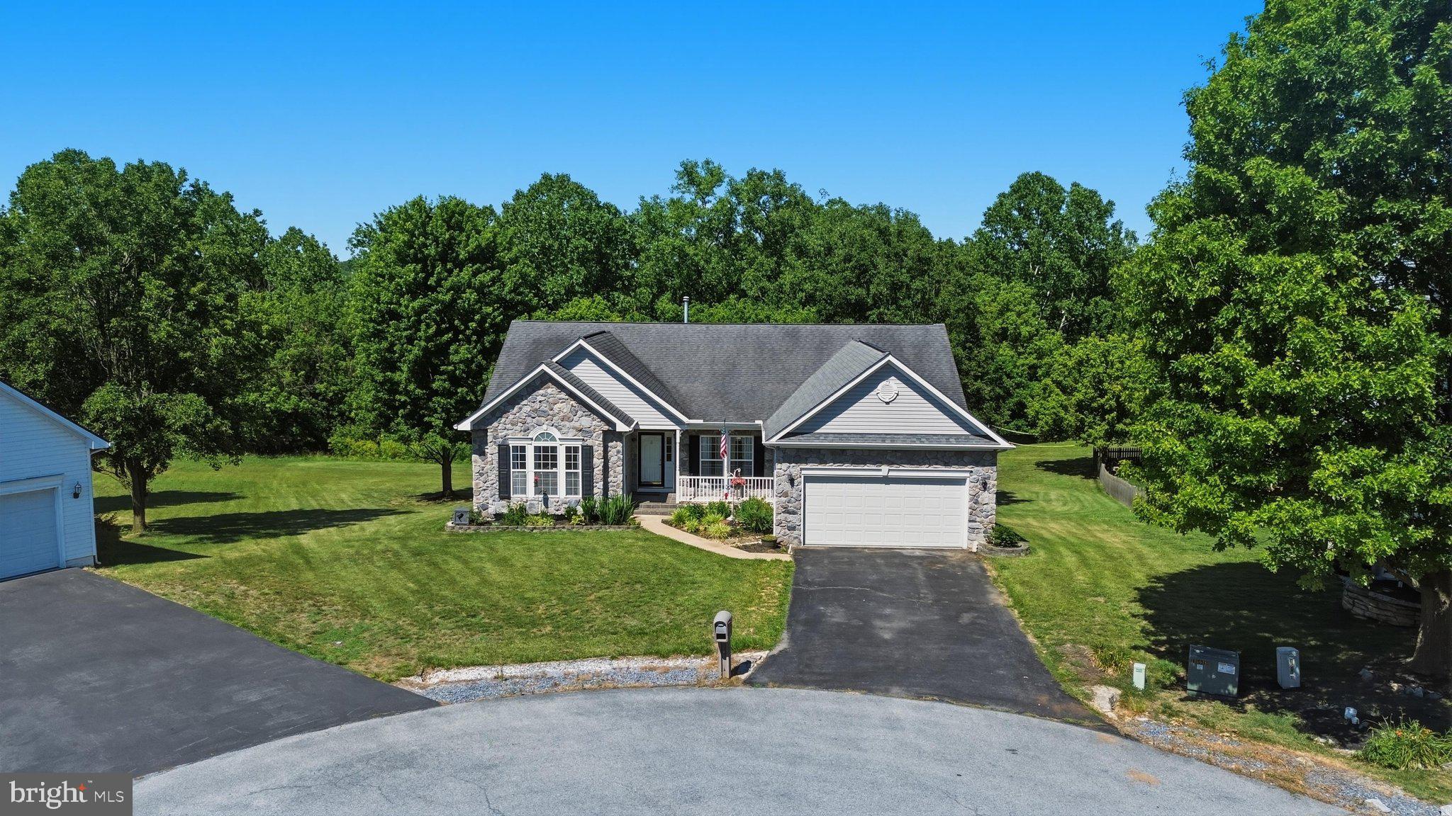 STONEBRIDGE - Residential