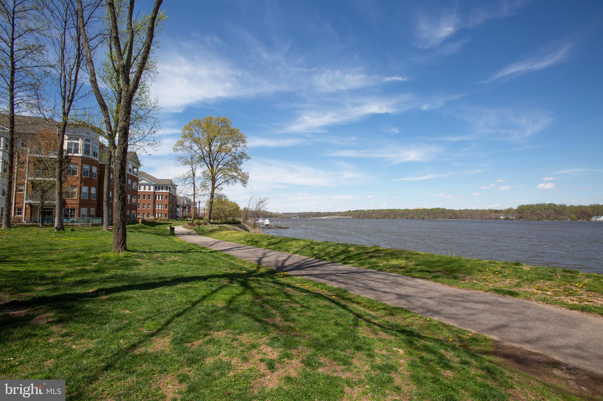 MARINA LANDING CONDOMINI - Residential