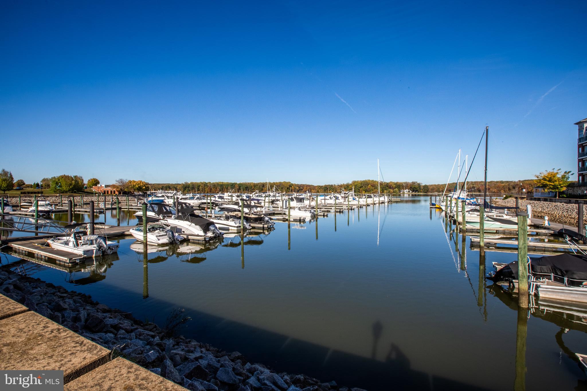 MARINA LANDING CONDOMINI - Residential