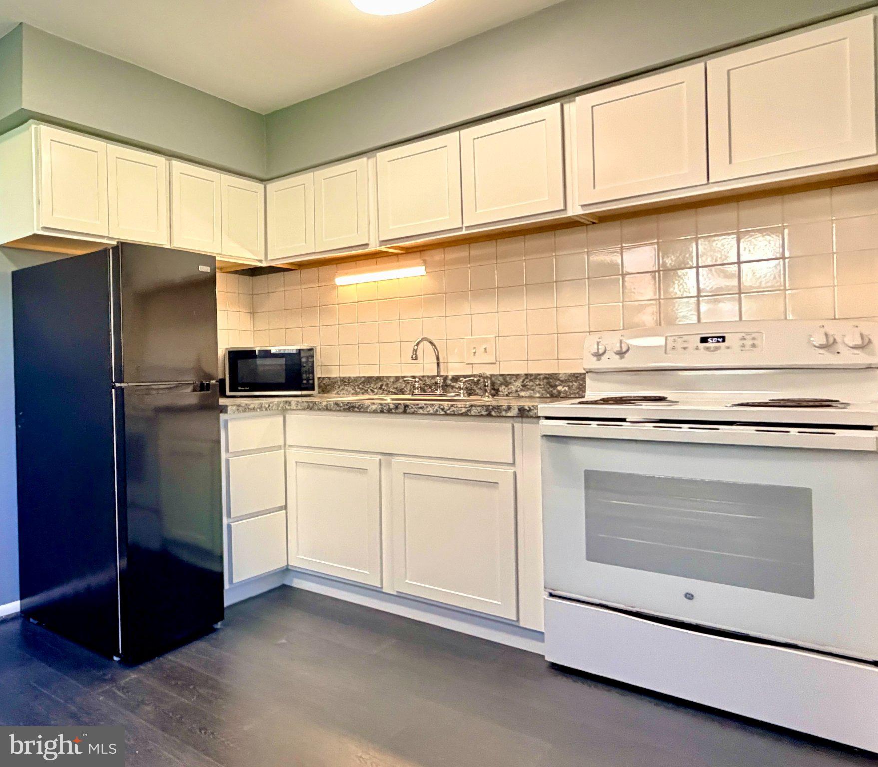 DOWNINGTOWN COMMON - Residential