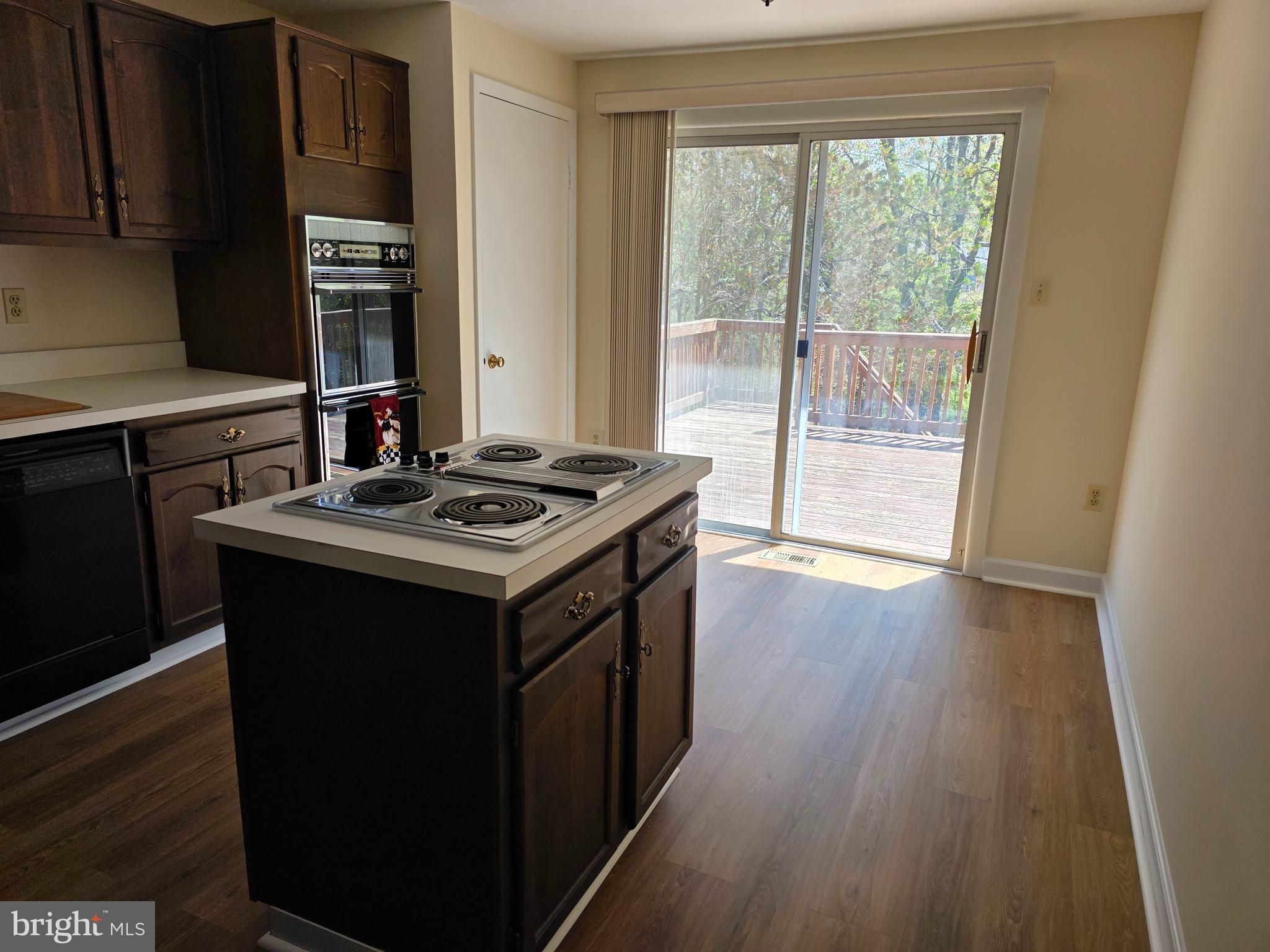 CARDINAL GLEN - Residential Lease