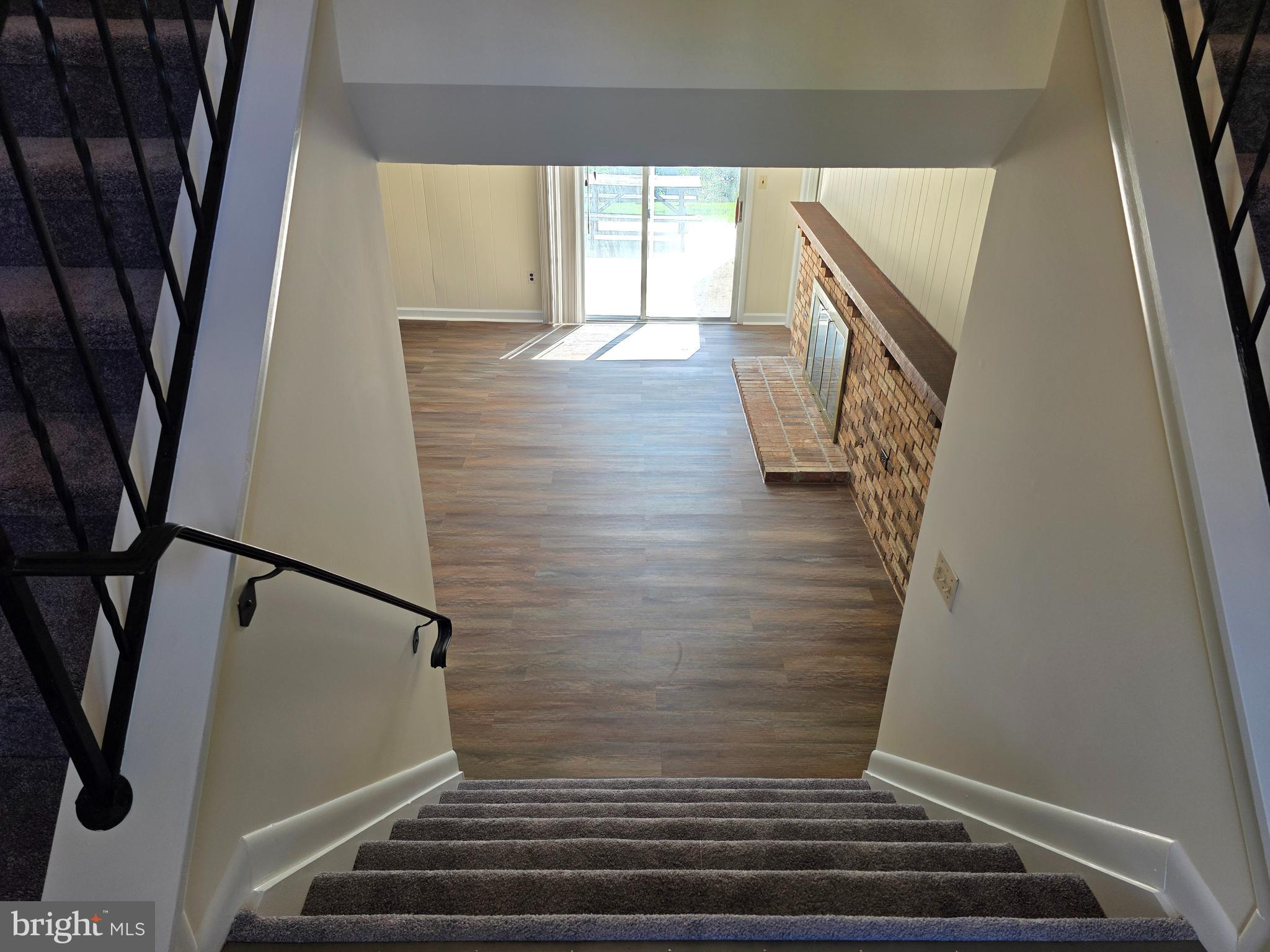 CARDINAL GLEN - Residential Lease