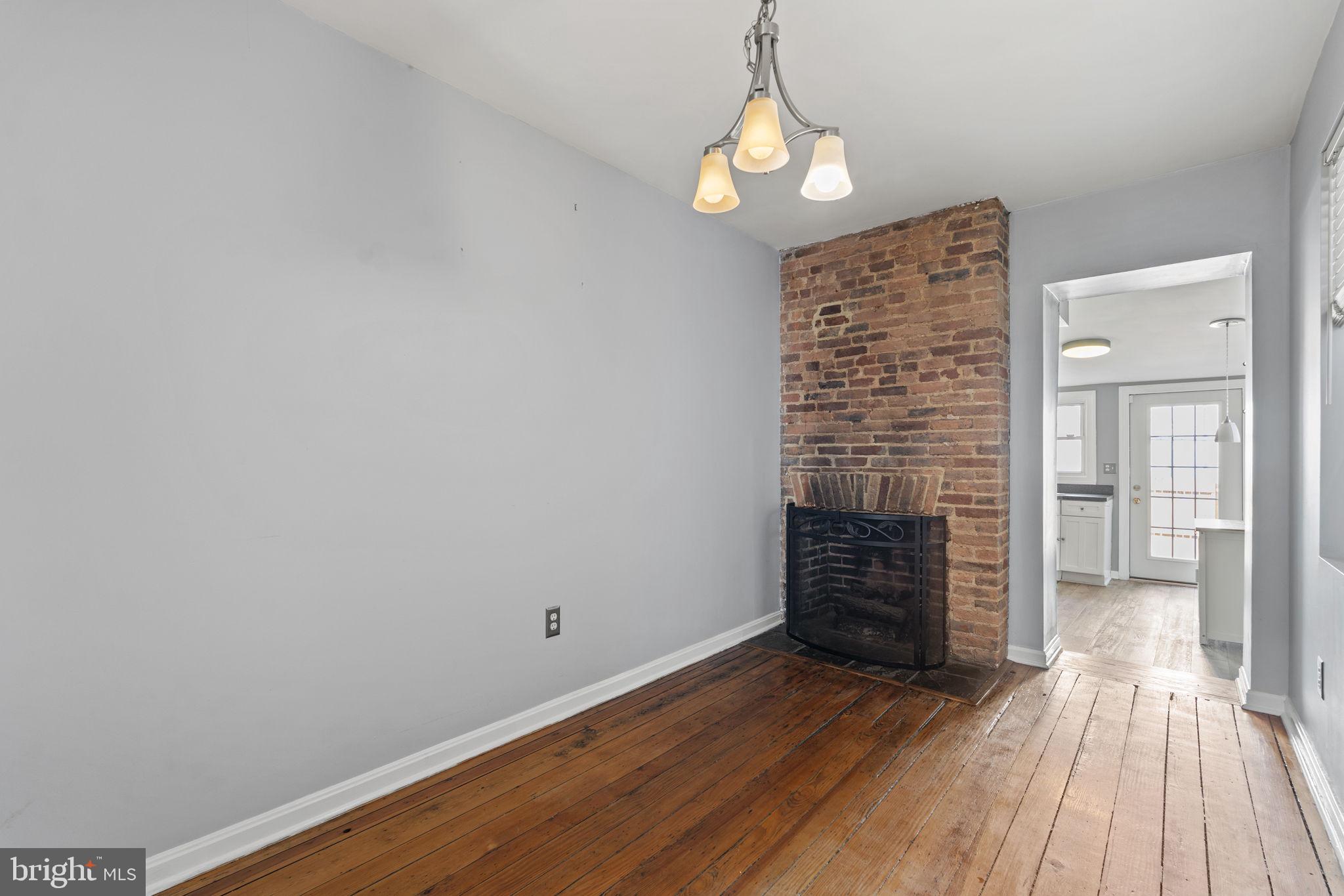 FEDERAL HILL HISTORIC DISTRICT - Residential Lease