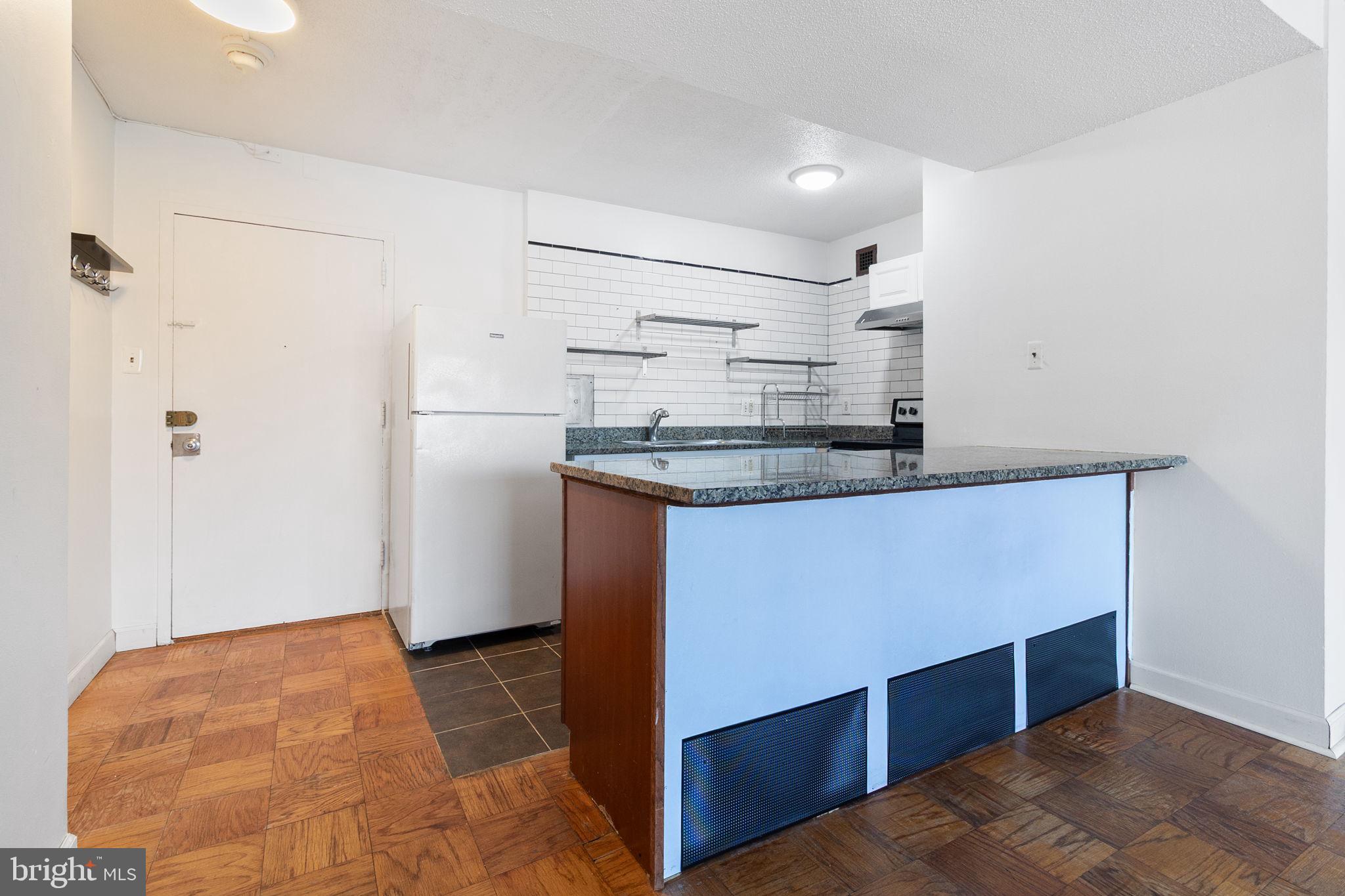 WATERFRONT - Residential