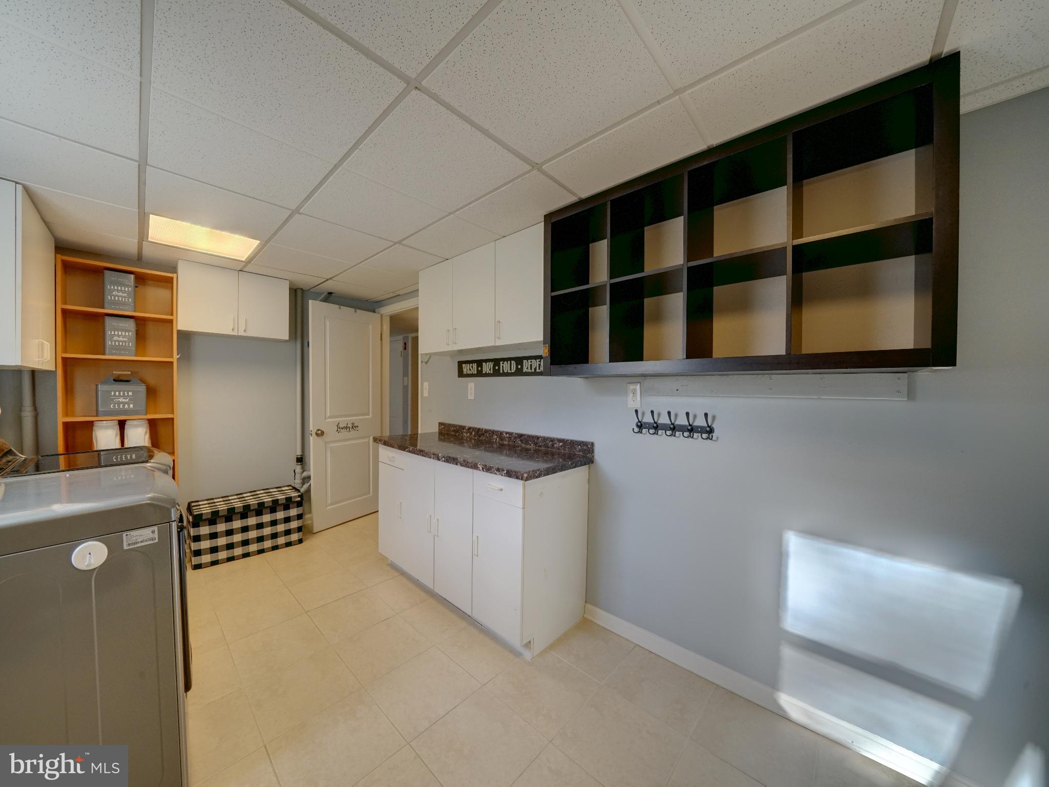 EMERALD VALLEY - Residential