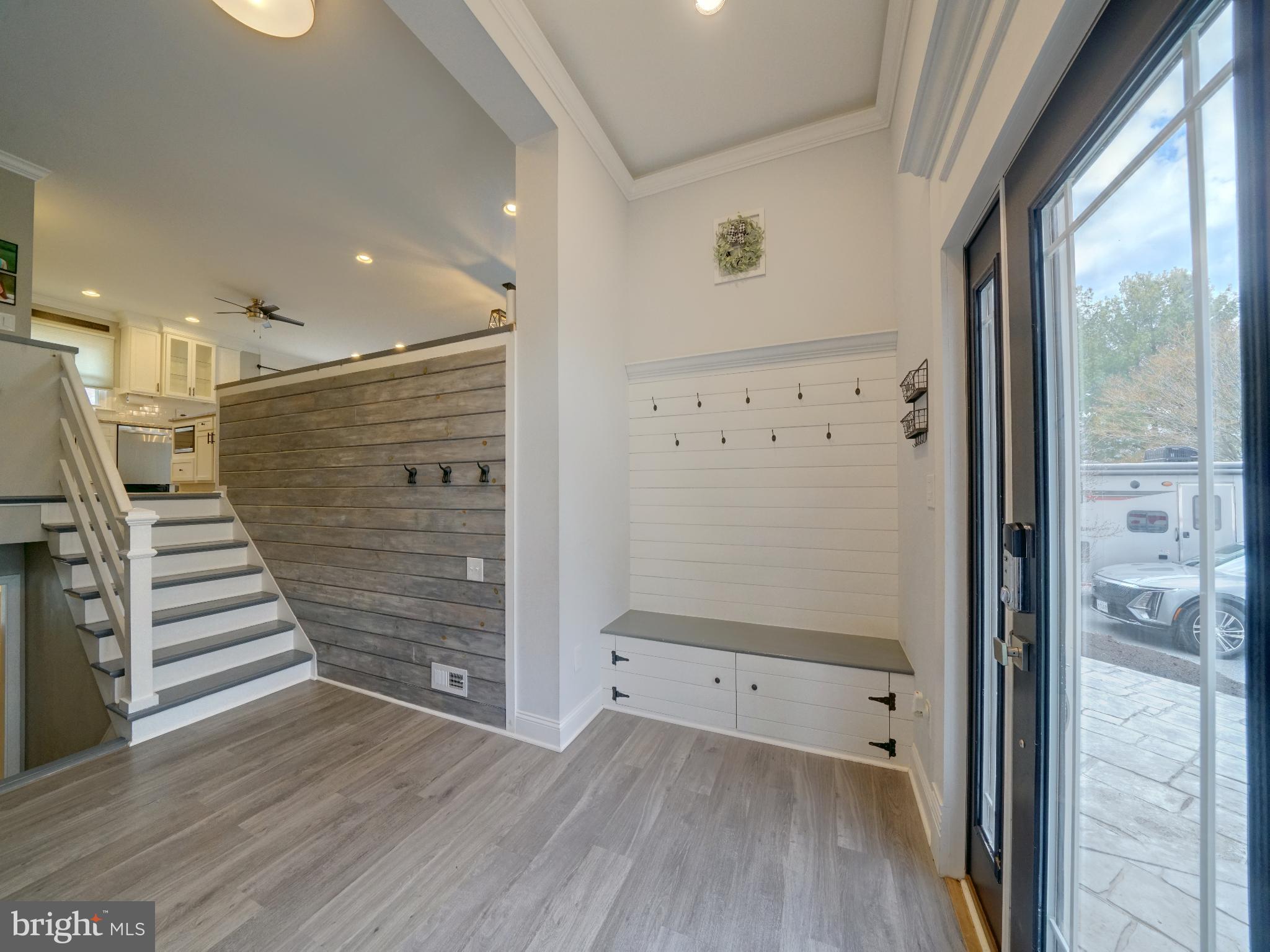 EMERALD VALLEY - Residential