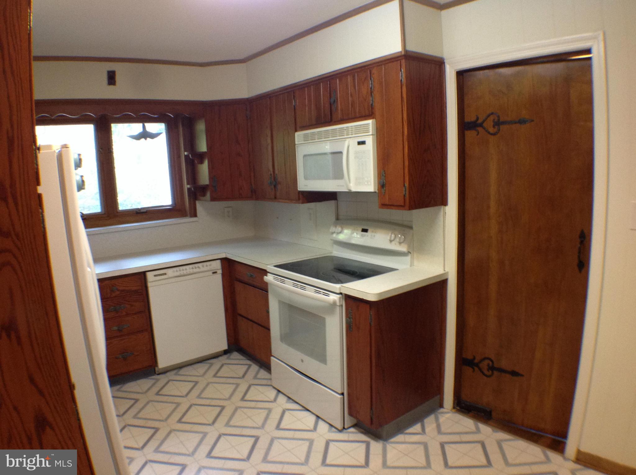 NORTH CHEVY CHASE - Residential Lease
