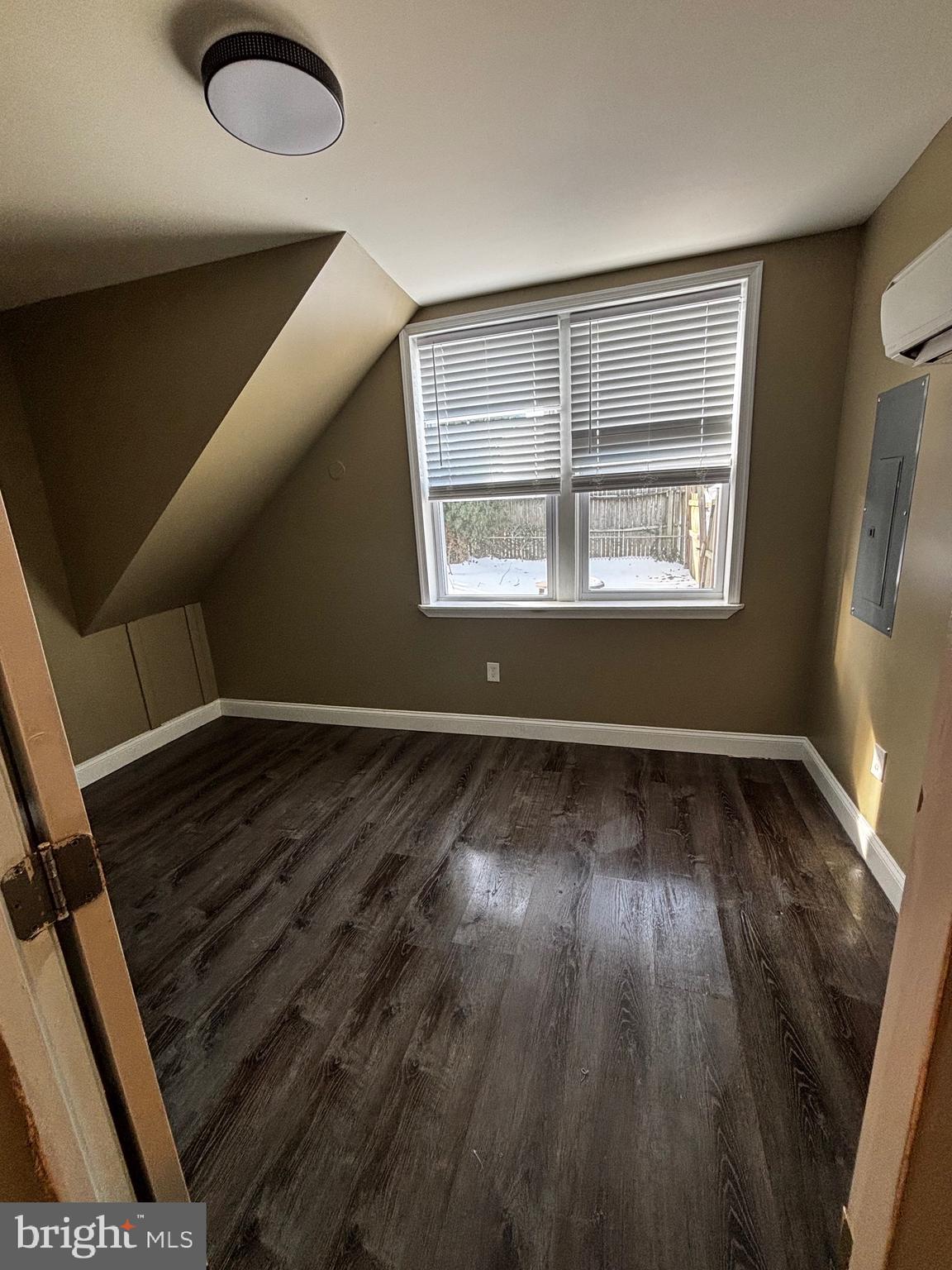 BROOKLYN PARK - Residential Lease