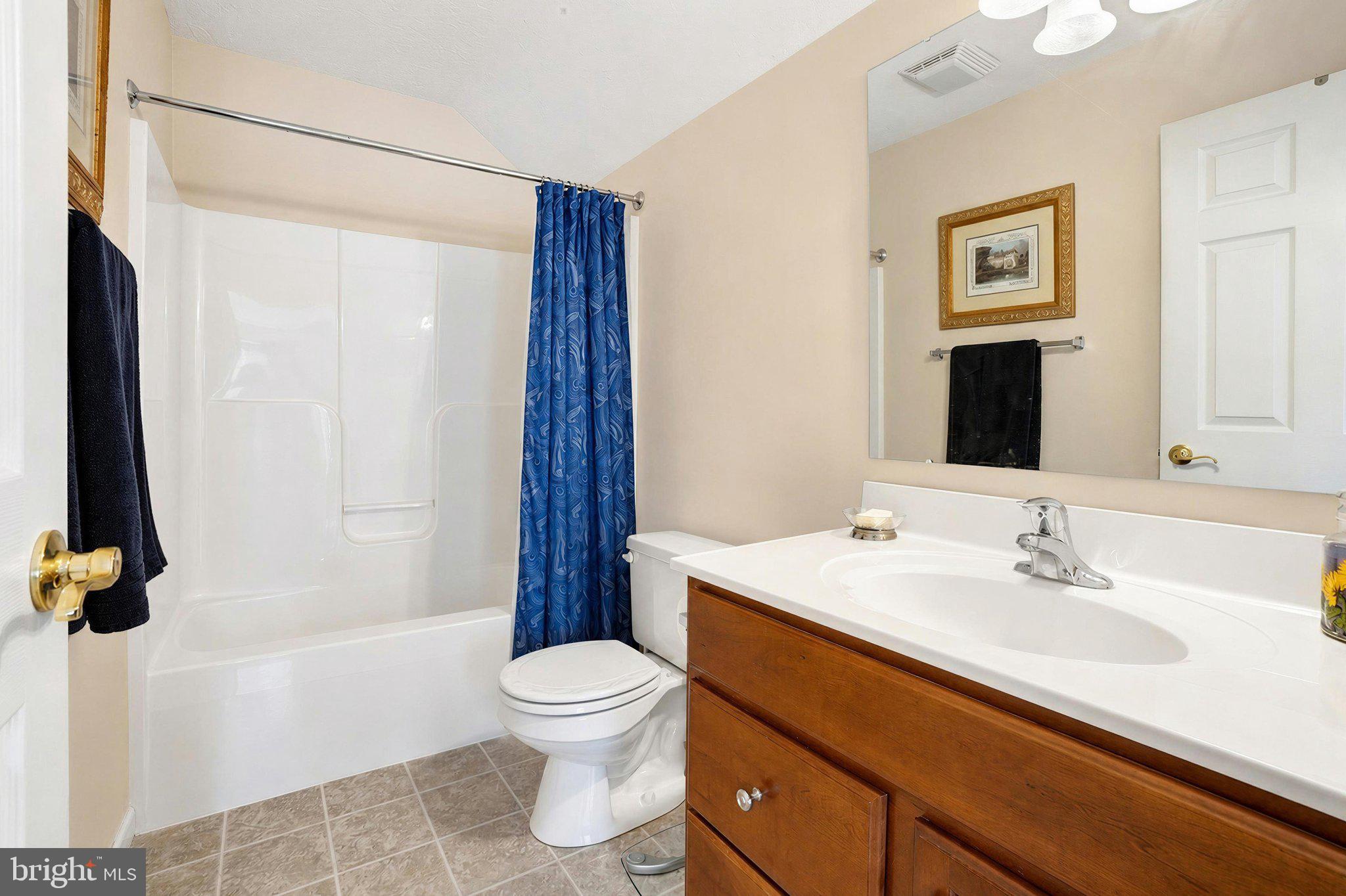 JACKSON HEIGHTS - Residential