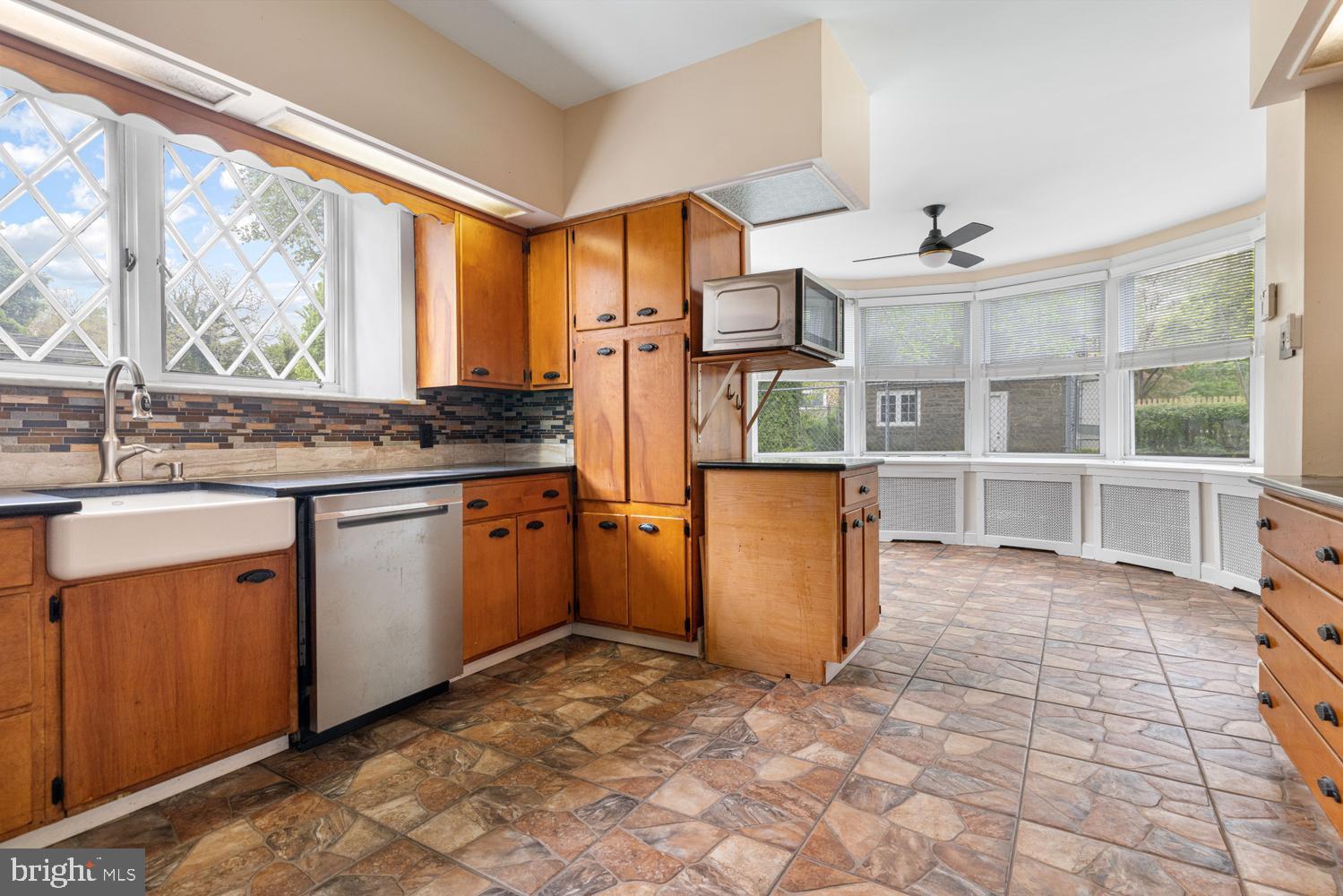 GERMANTOWN (EAST) - Residential