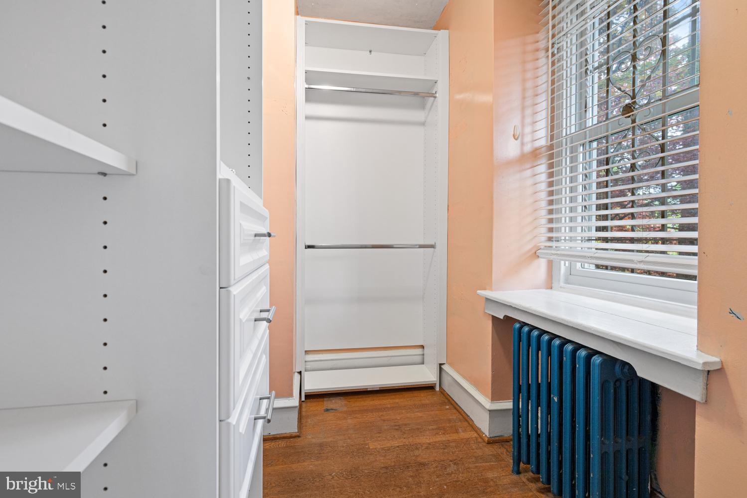 GERMANTOWN (EAST) - Residential