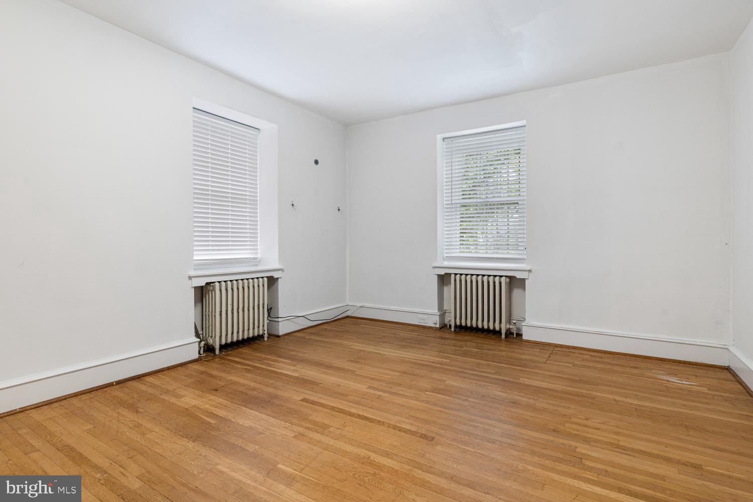 GERMANTOWN (EAST) - Residential