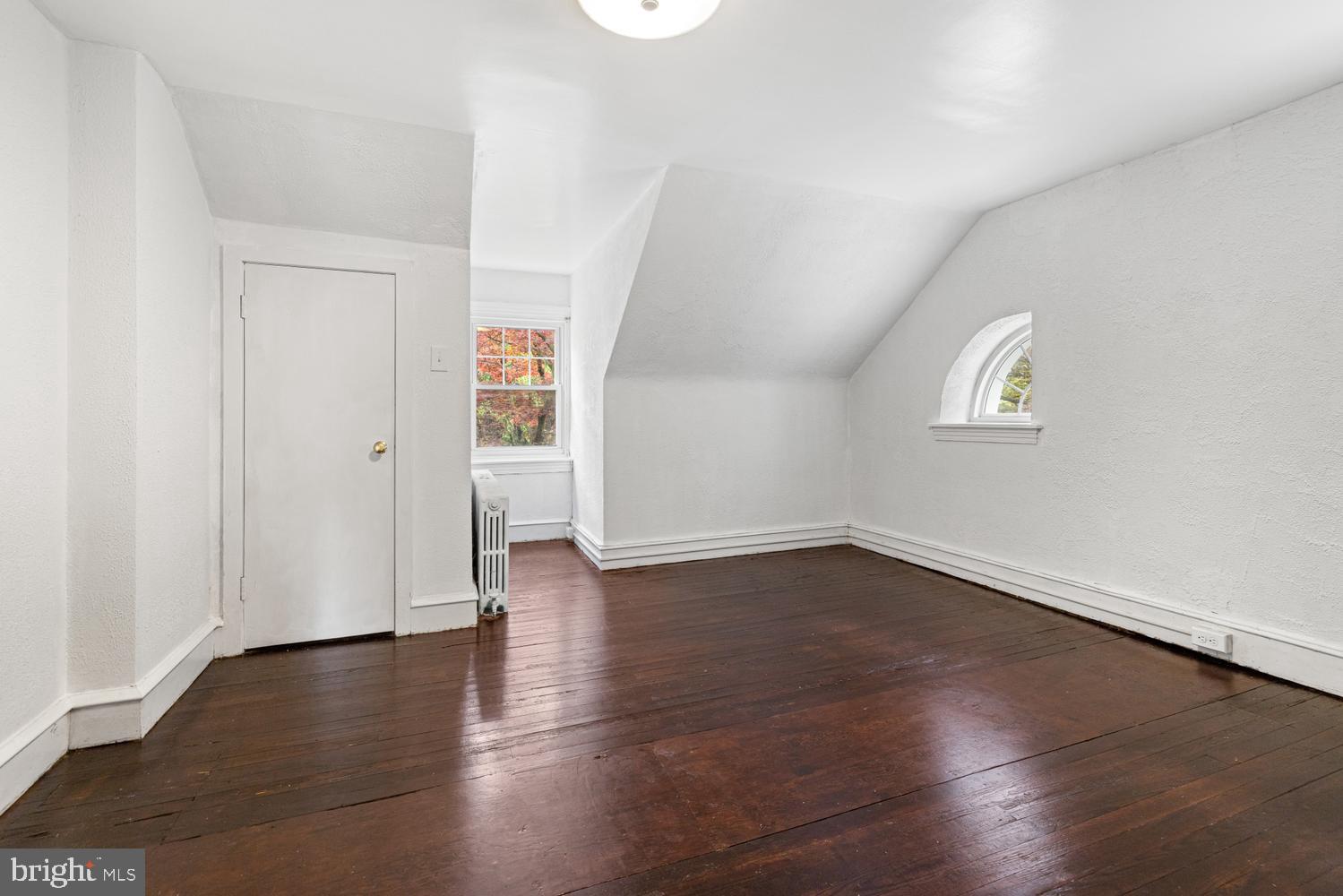 GERMANTOWN (EAST) - Residential
