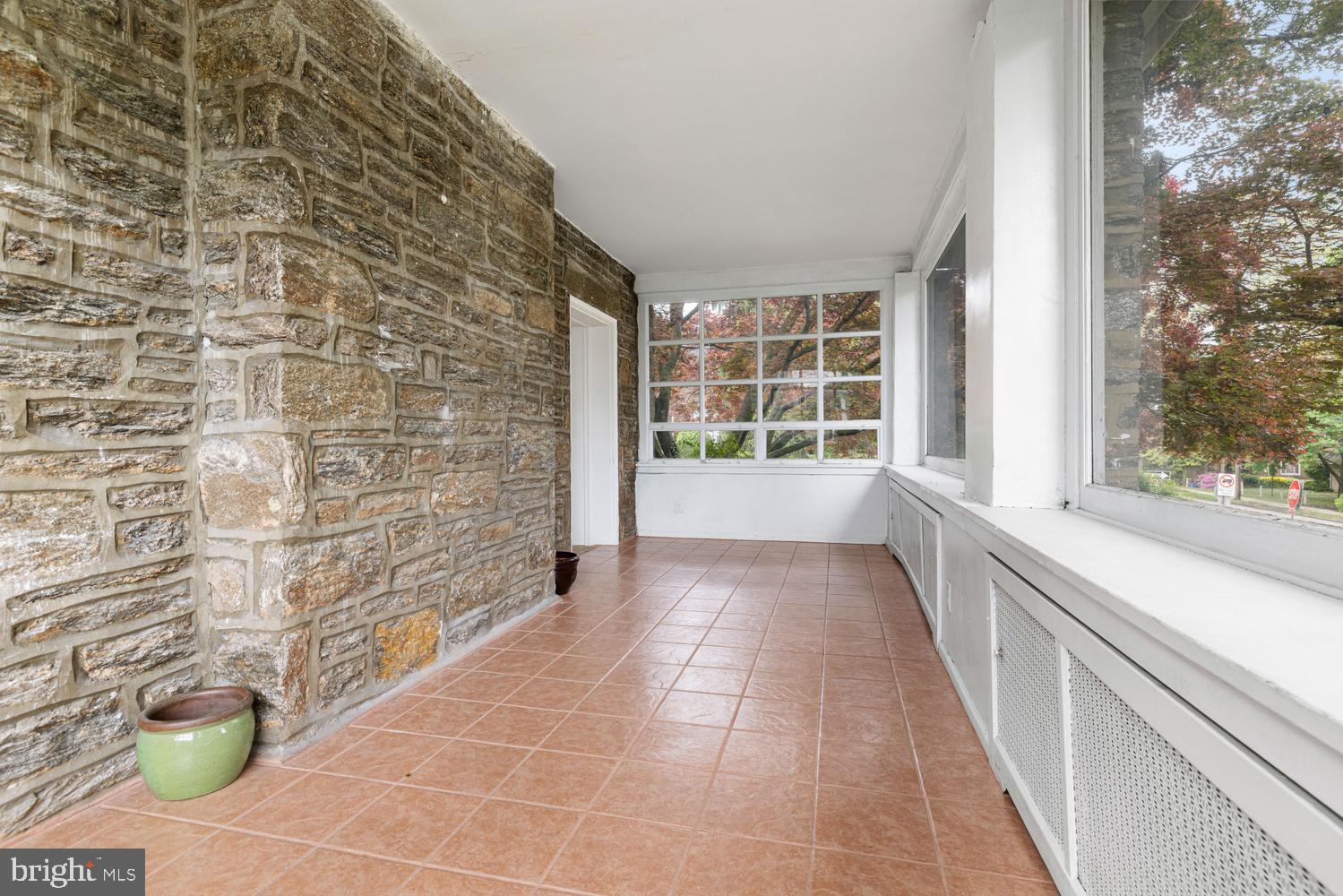 GERMANTOWN (EAST) - Residential