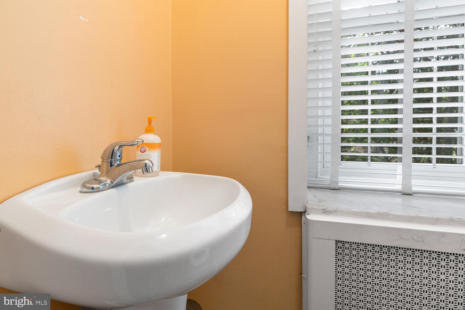 GERMANTOWN (EAST) - Residential