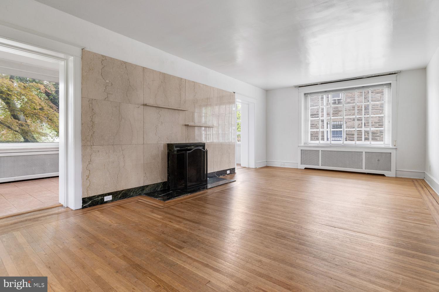 GERMANTOWN (EAST) - Residential