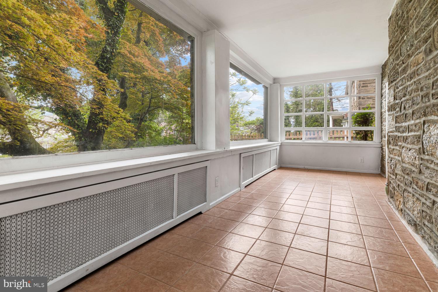 GERMANTOWN (EAST) - Residential