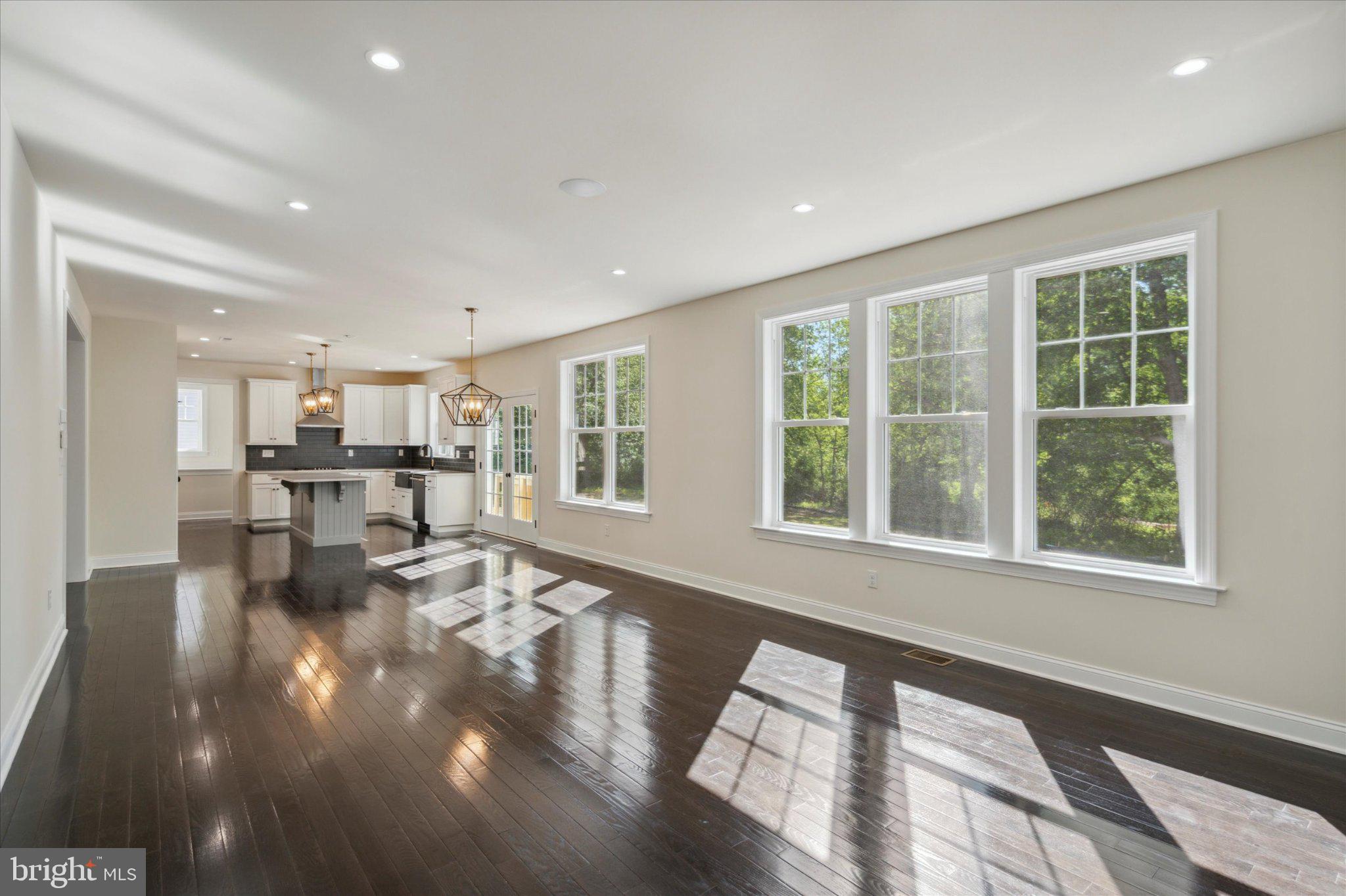 WYNNEWOOD VALLEY - Residential