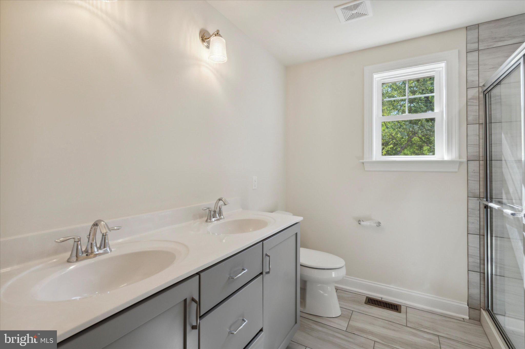 WYNNEWOOD VALLEY - Residential