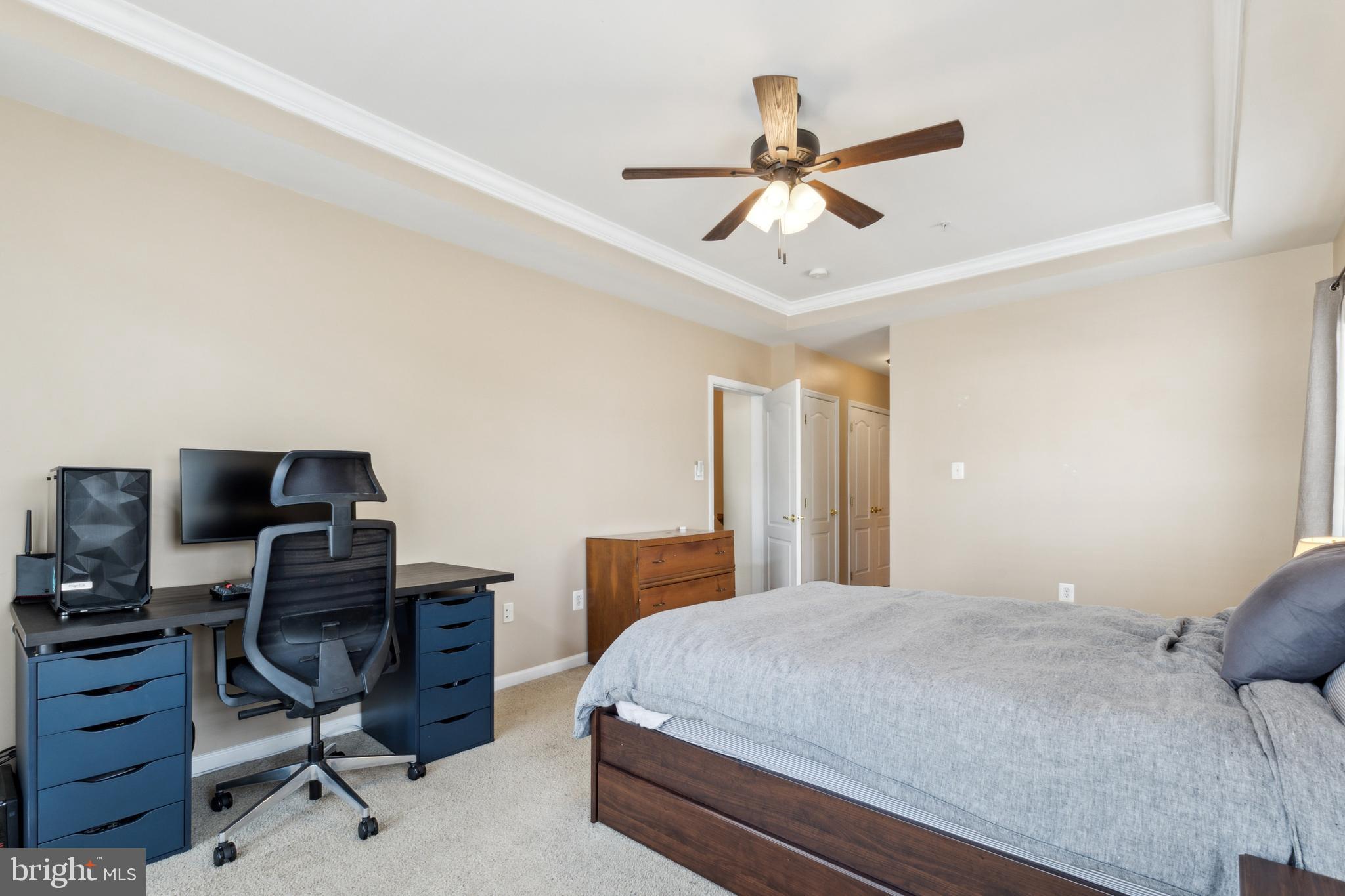 THE TOWNES AT VILLAGE PLACE - Residential