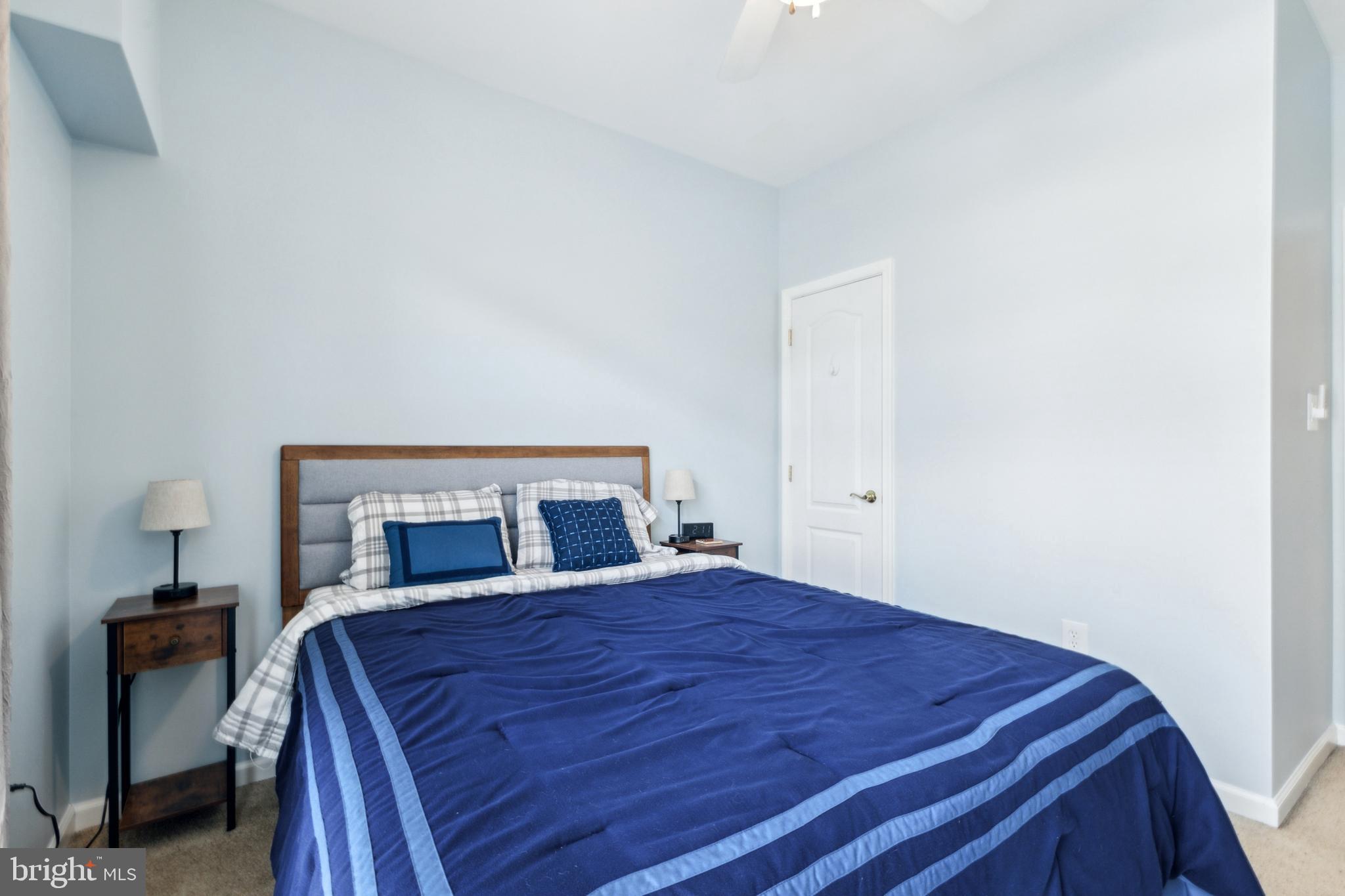THE TOWNES AT VILLAGE PLACE - Residential