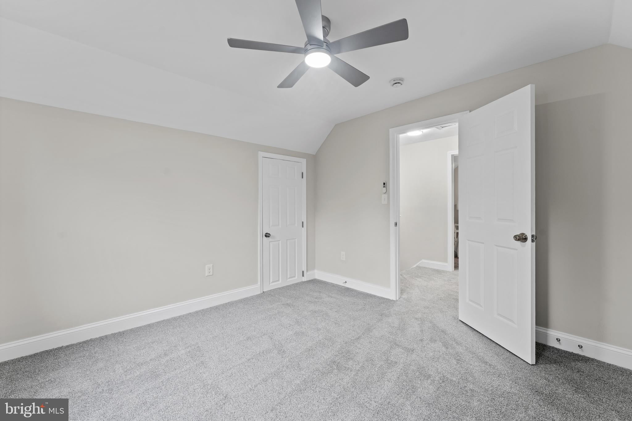 WINDSOR  MILL - Residential
