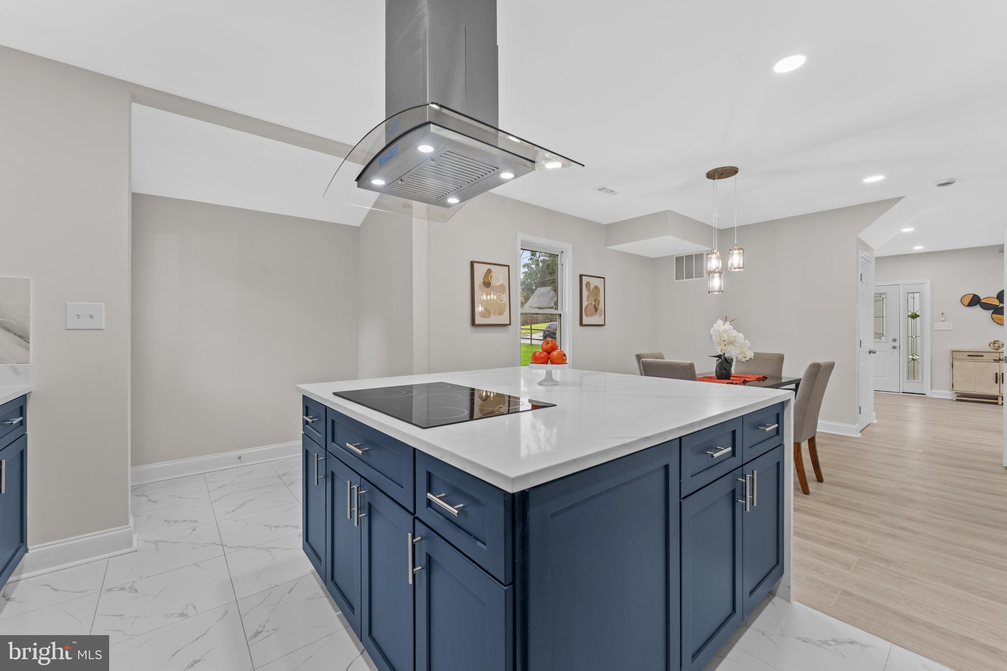 WINDSOR  MILL - Residential
