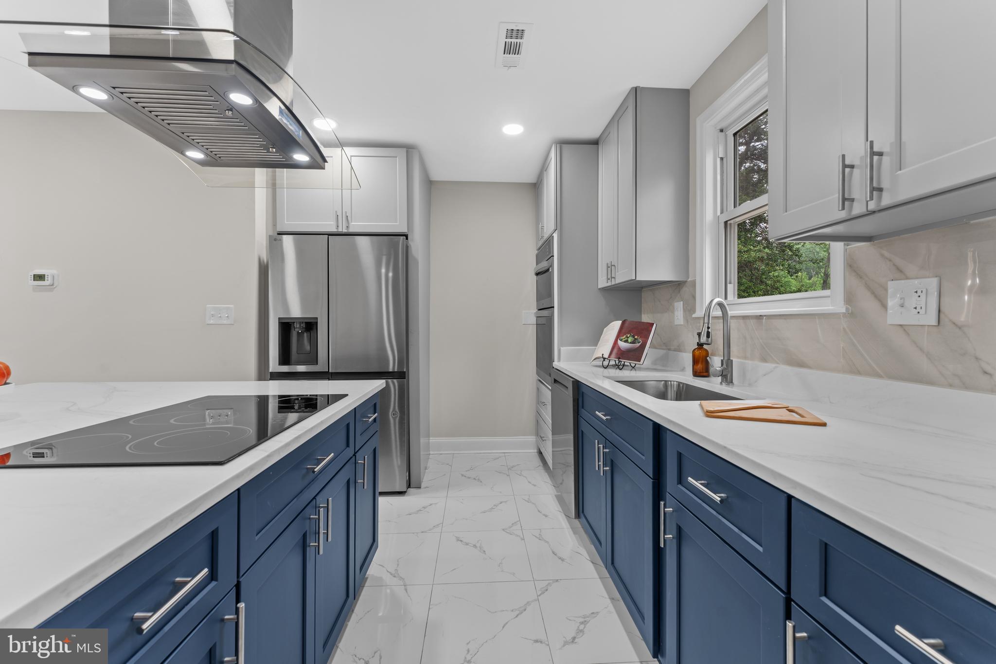 WINDSOR  MILL - Residential