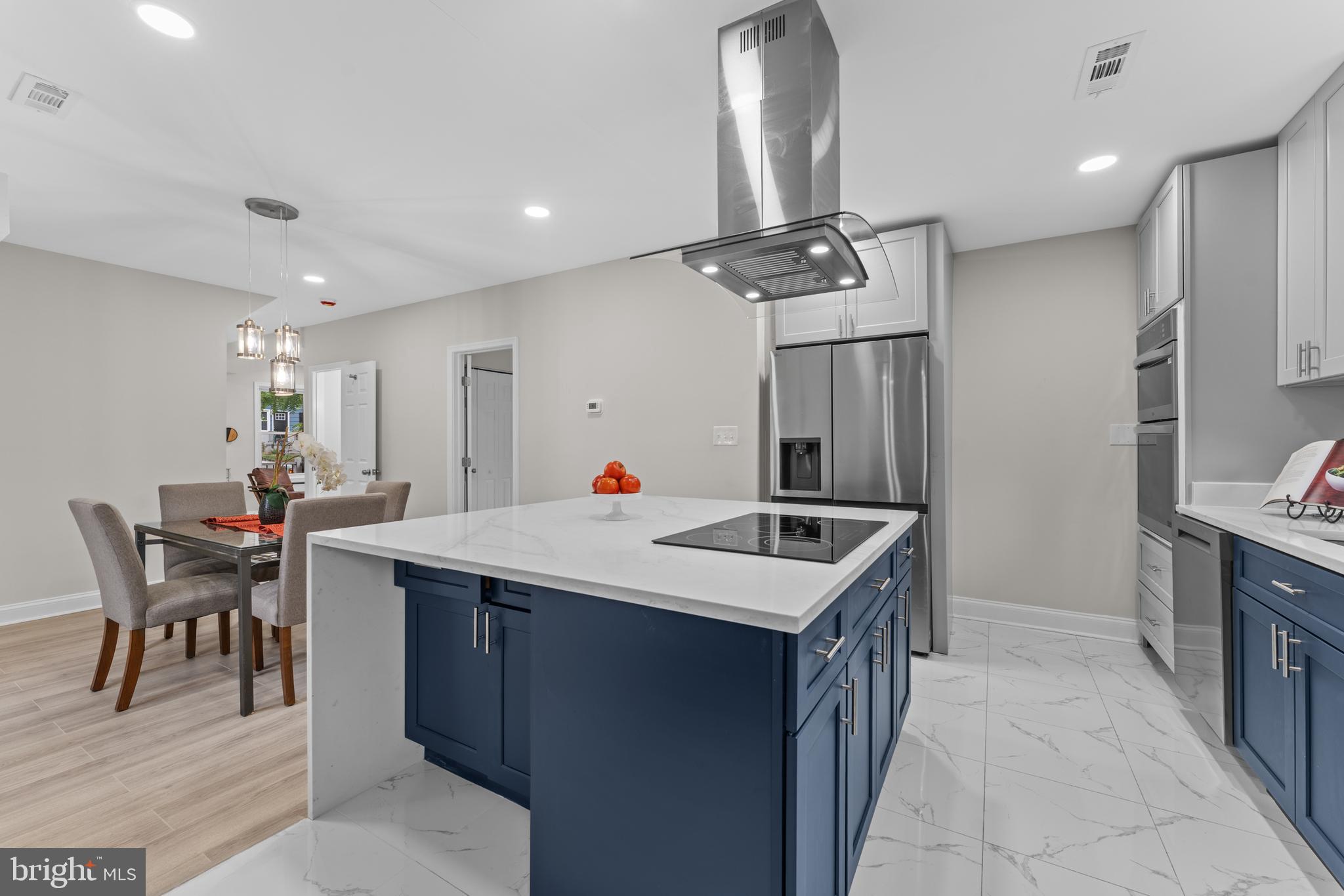 WINDSOR  MILL - Residential