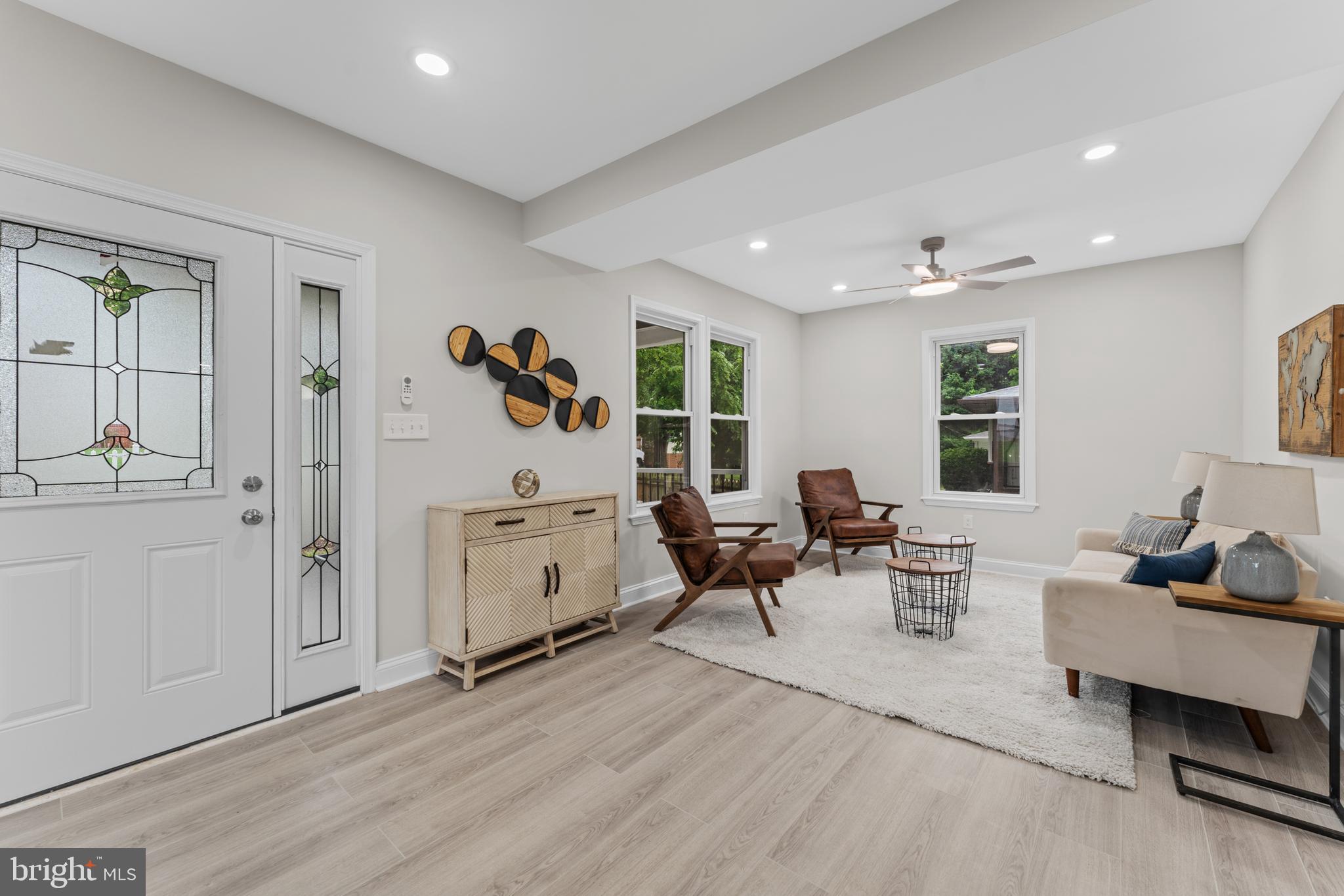 WINDSOR  MILL - Residential