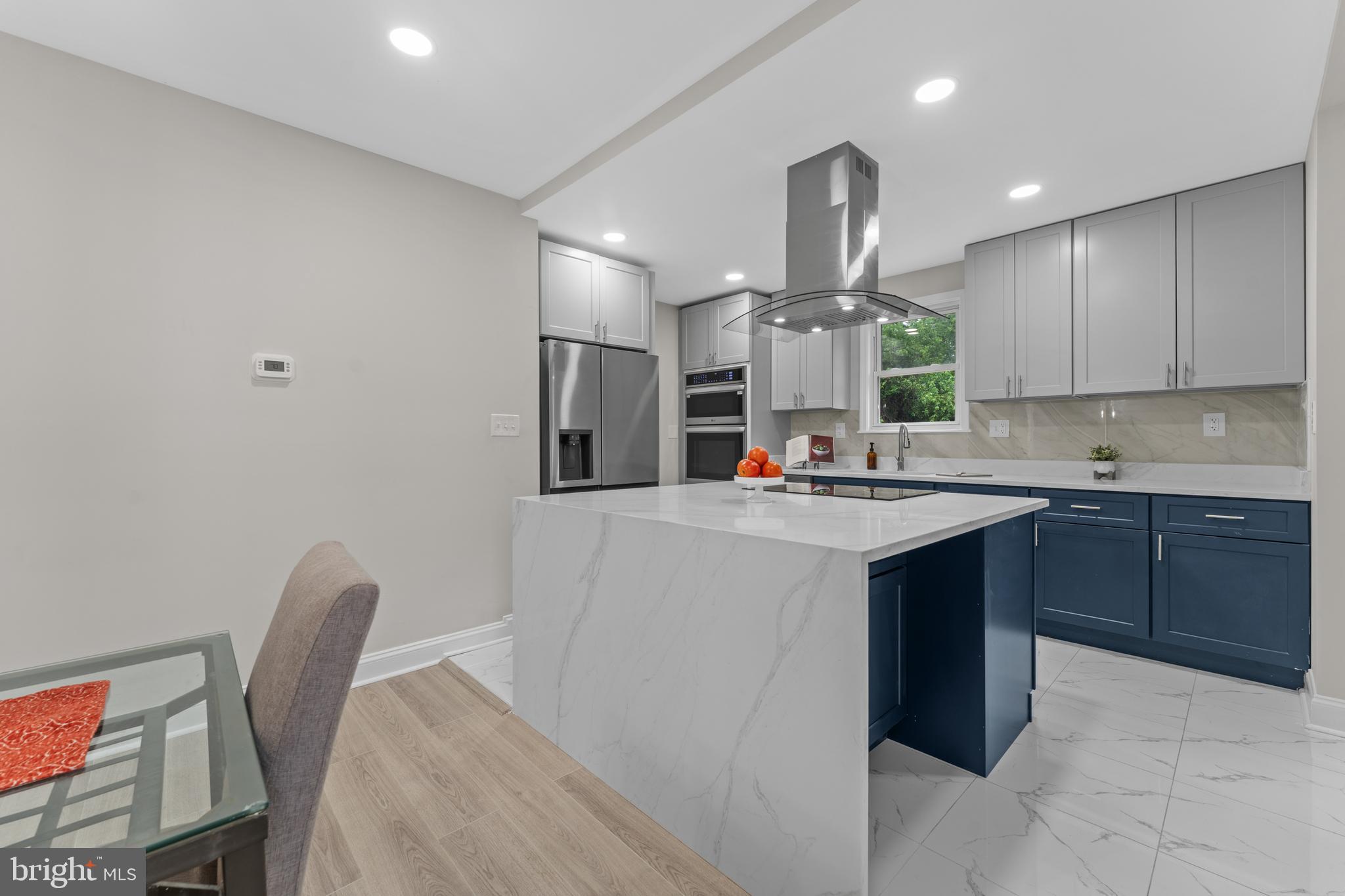 WINDSOR  MILL - Residential