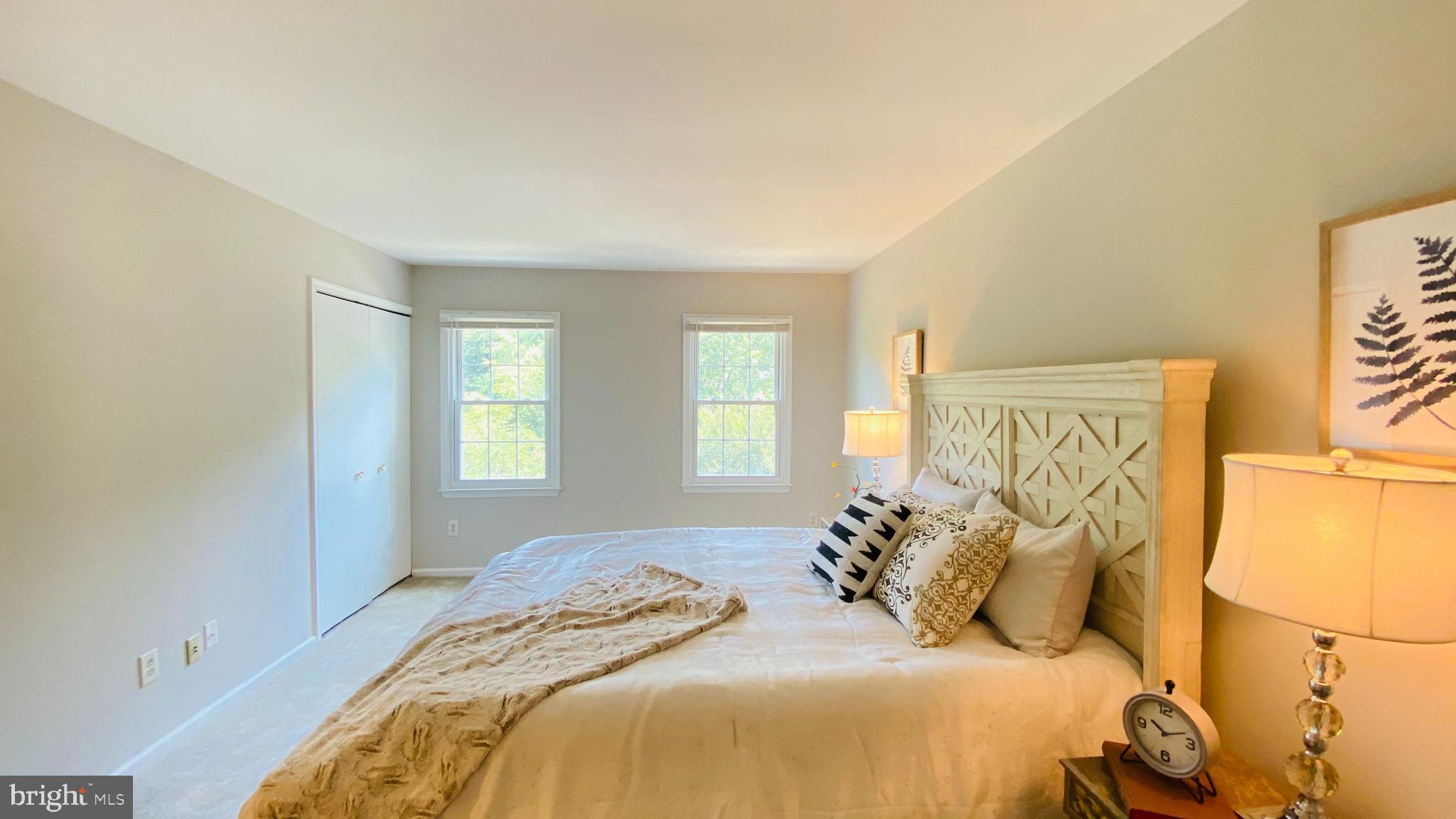 WOLF TRAP GREEN - Residential