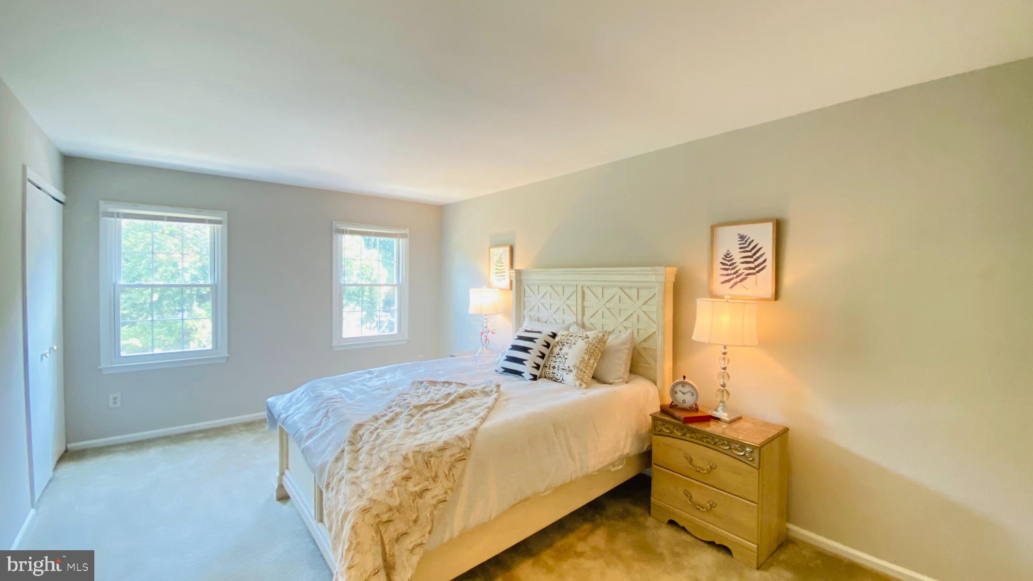 WOLF TRAP GREEN - Residential