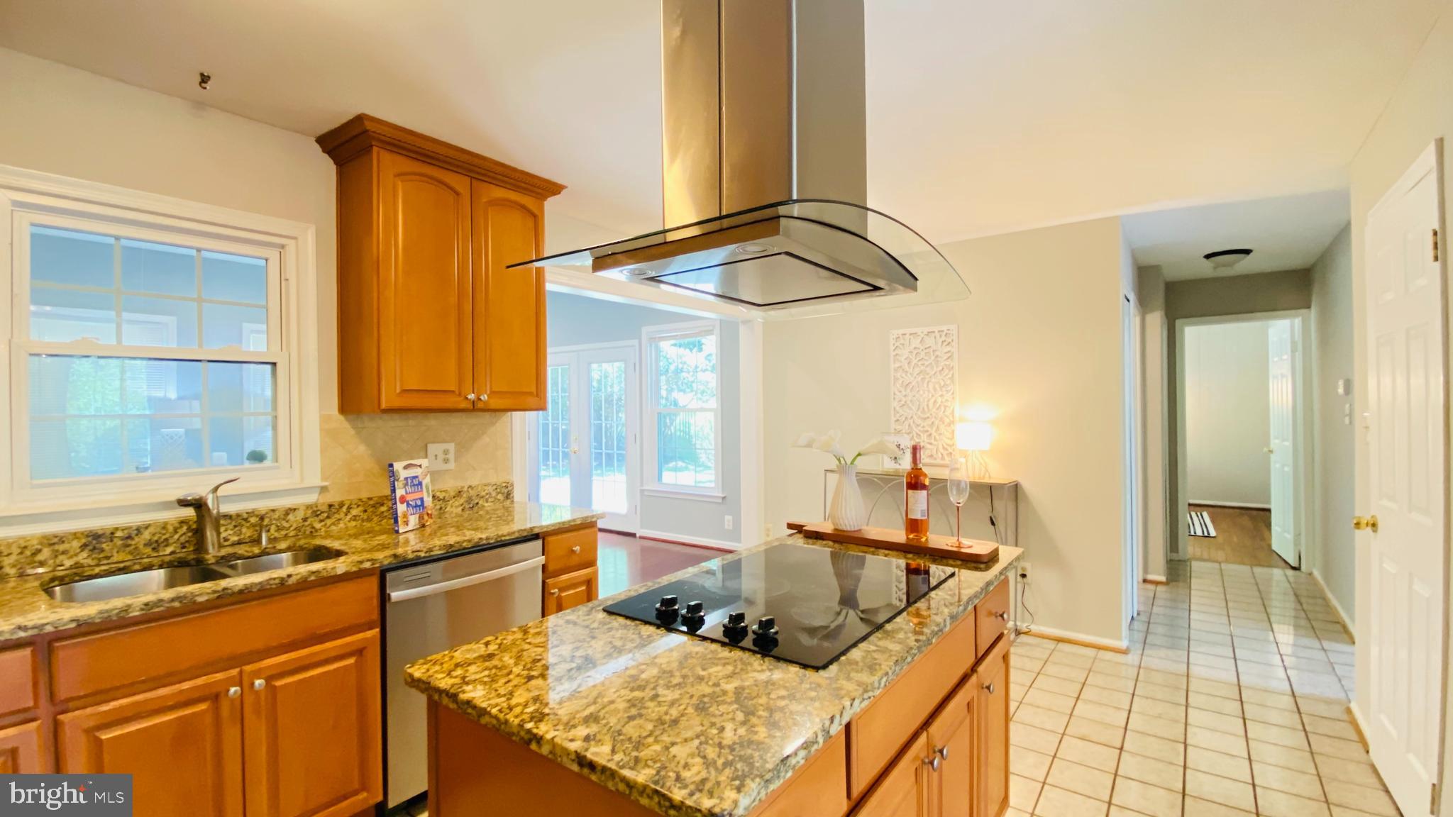 WOLF TRAP GREEN - Residential
