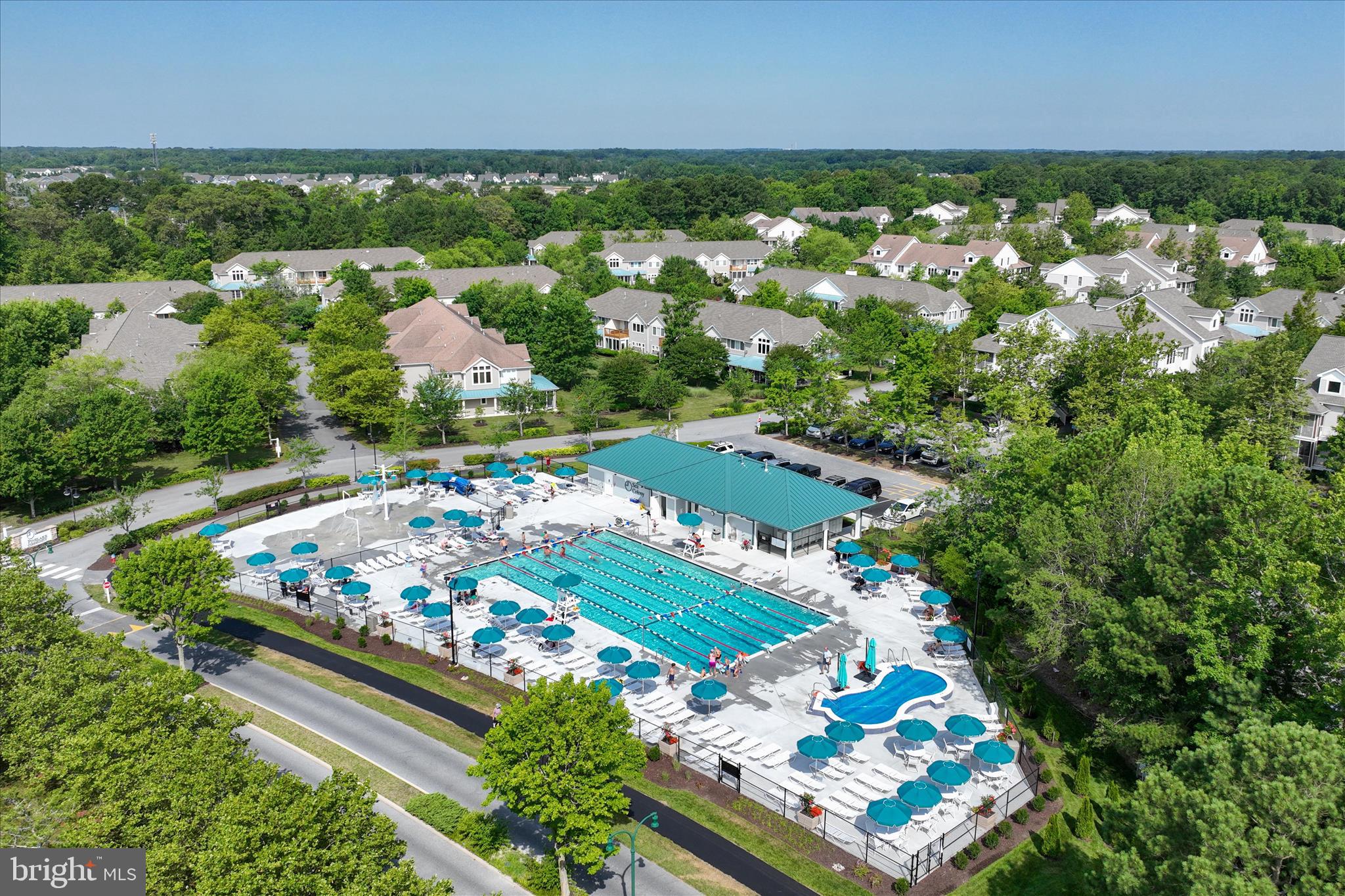 SEA COLONY EAST - Residential
