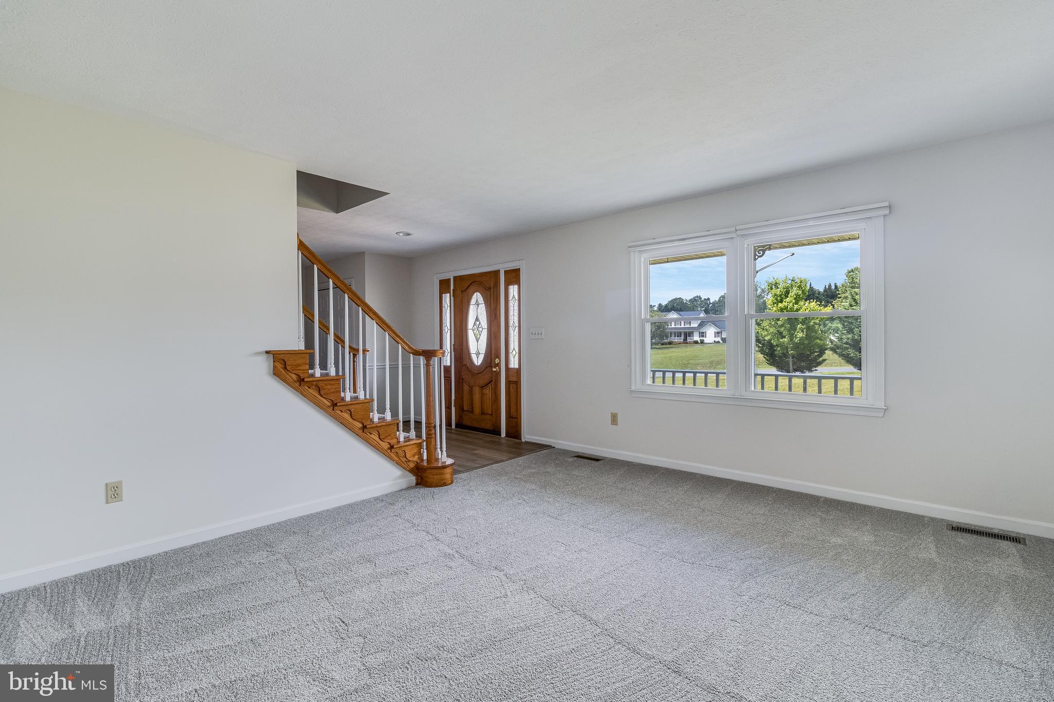 HUNTERS RIDGE - Residential