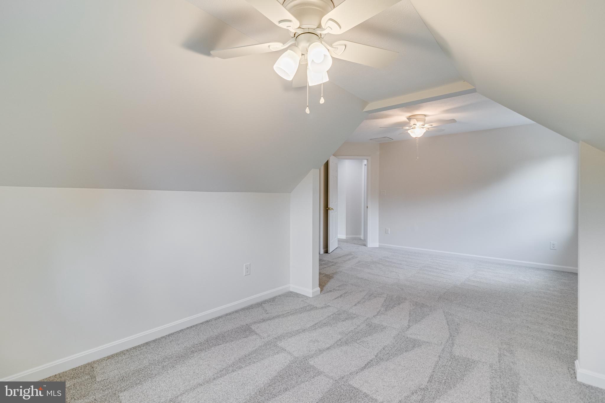 HUNTERS RIDGE - Residential