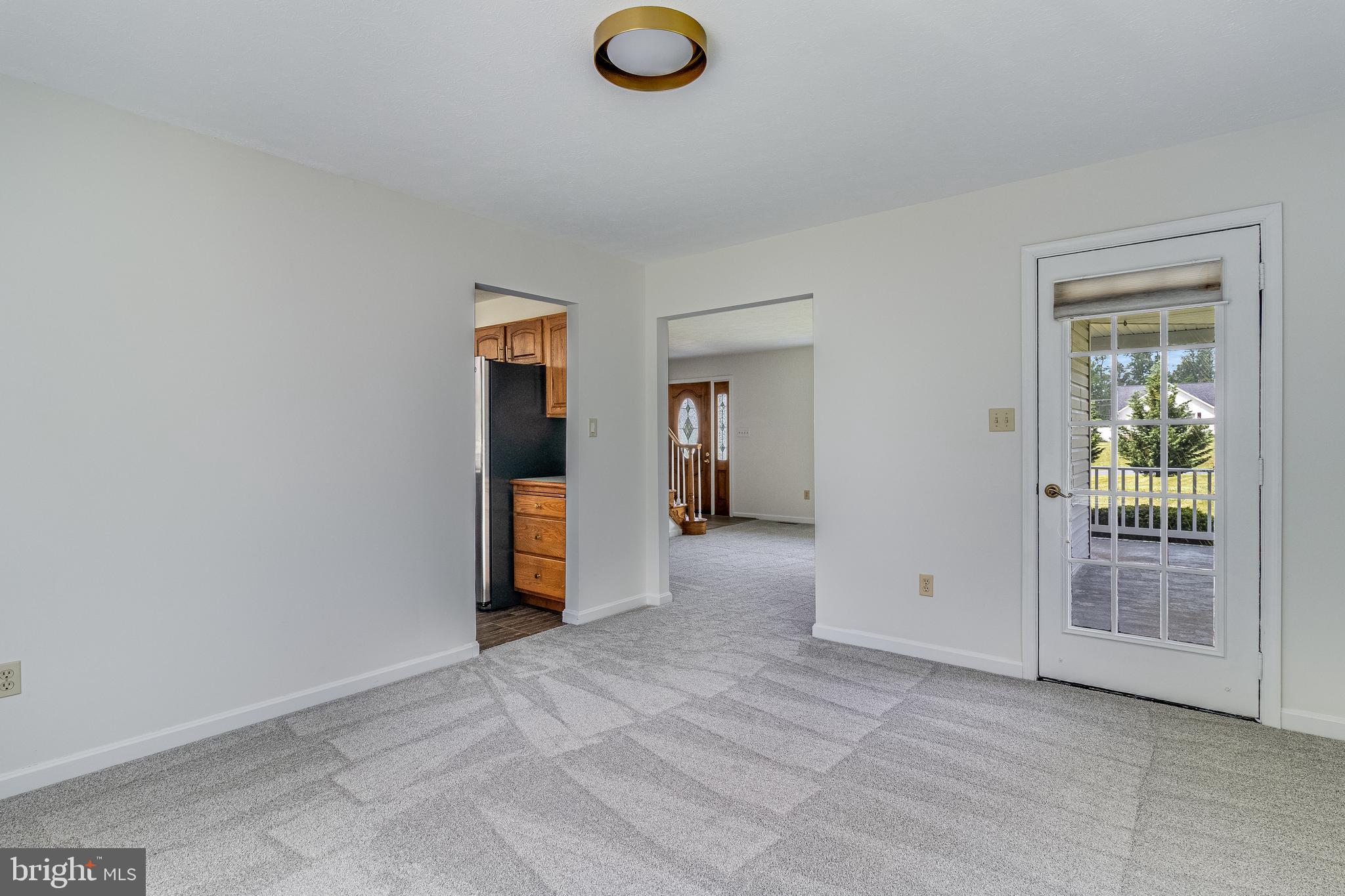 HUNTERS RIDGE - Residential