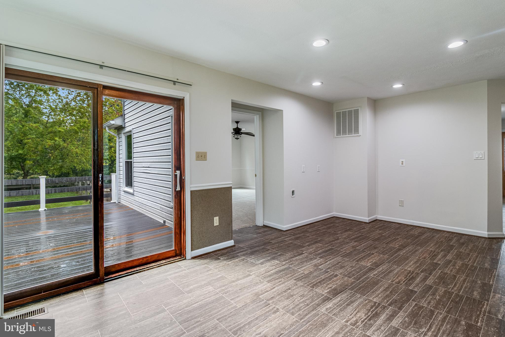 HUNTERS RIDGE - Residential