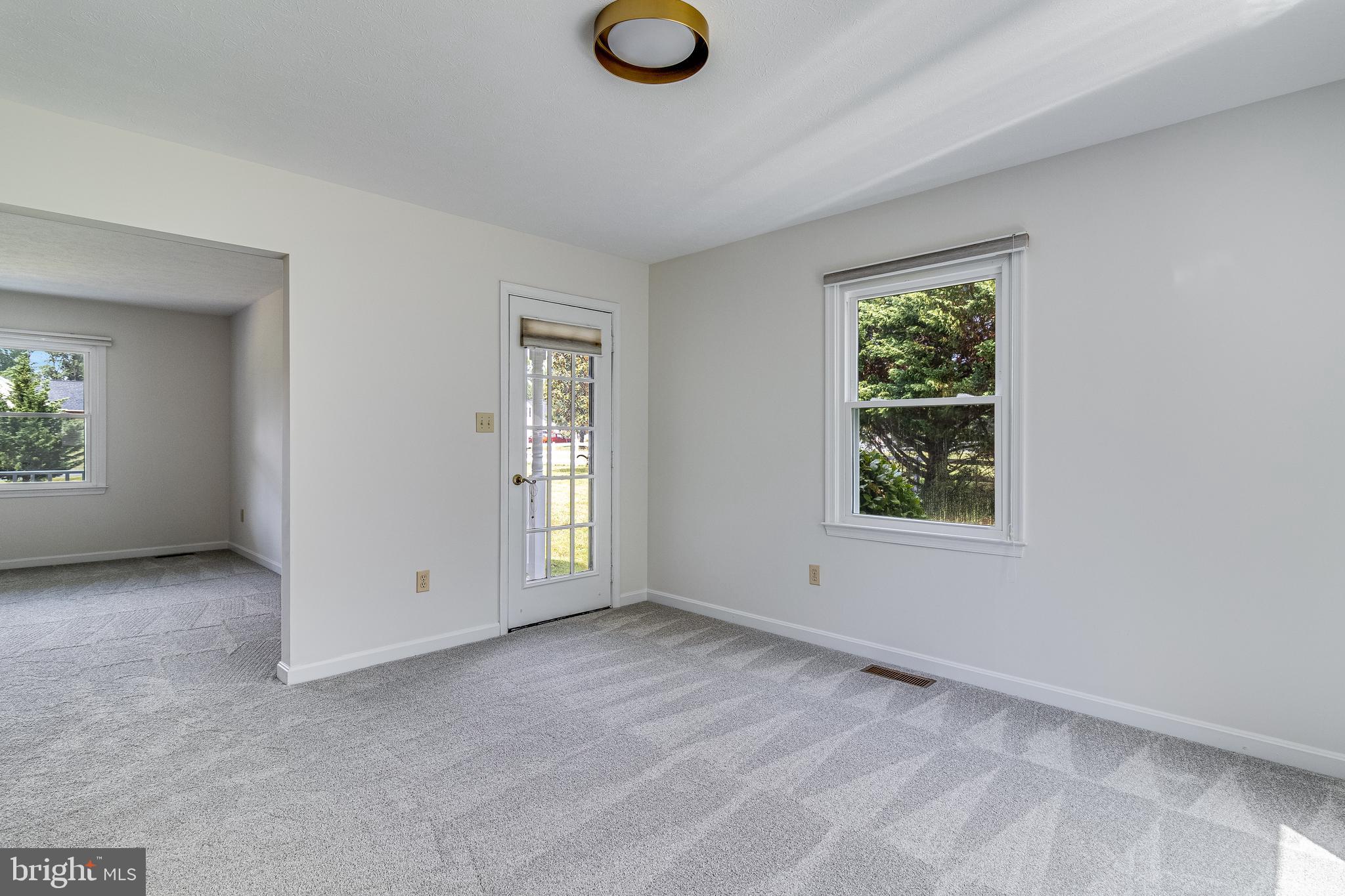 HUNTERS RIDGE - Residential
