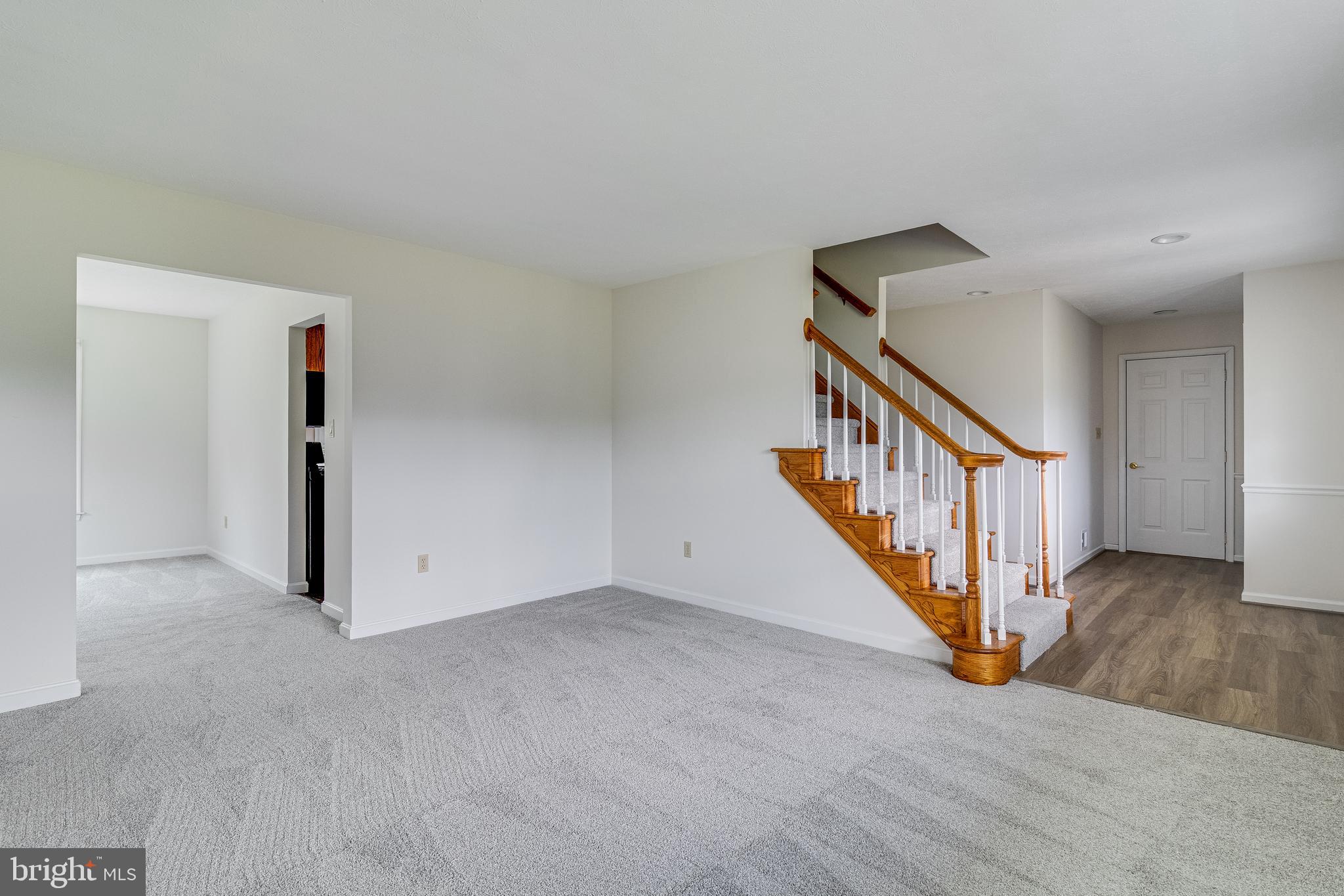HUNTERS RIDGE - Residential