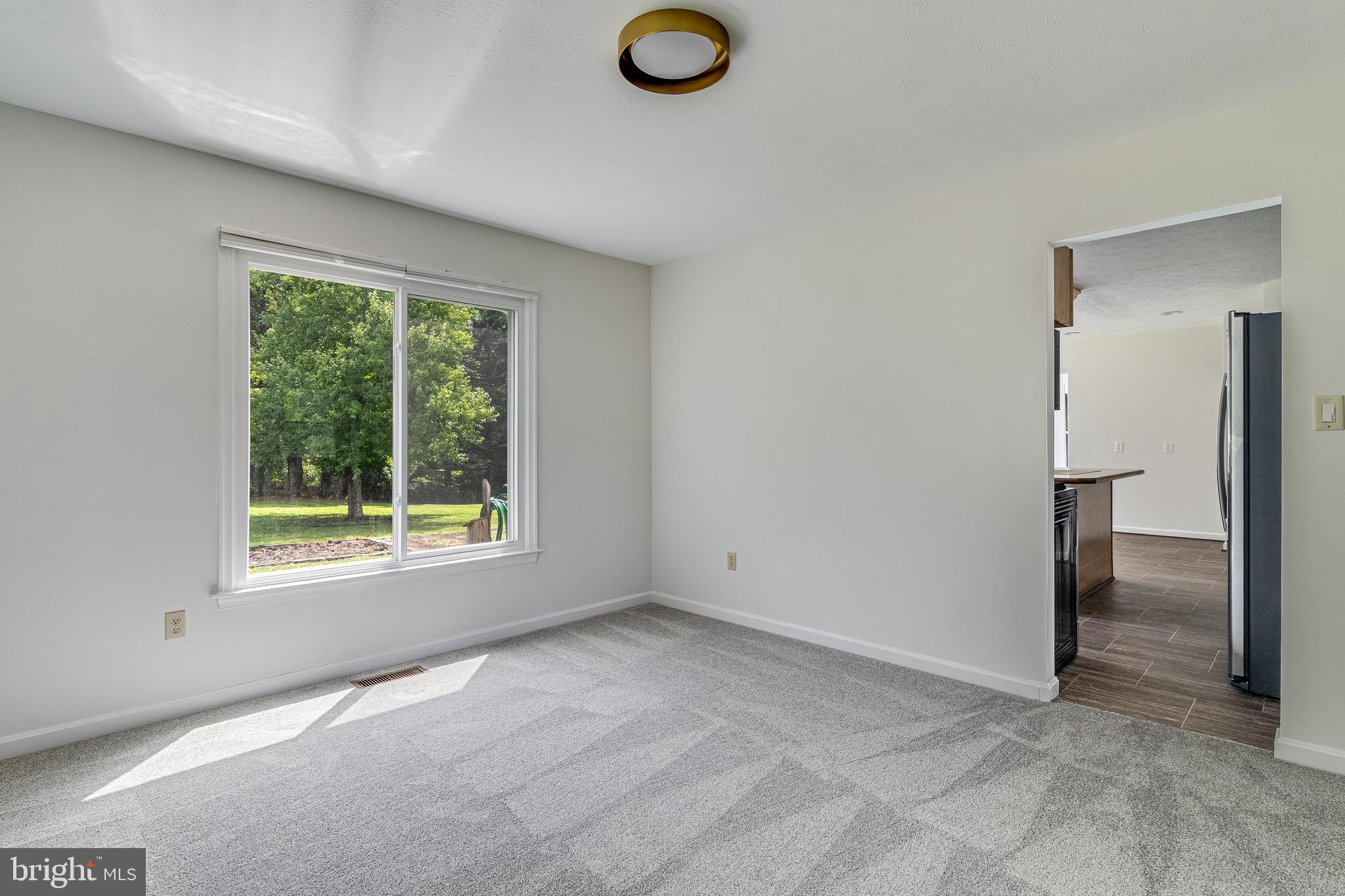 HUNTERS RIDGE - Residential
