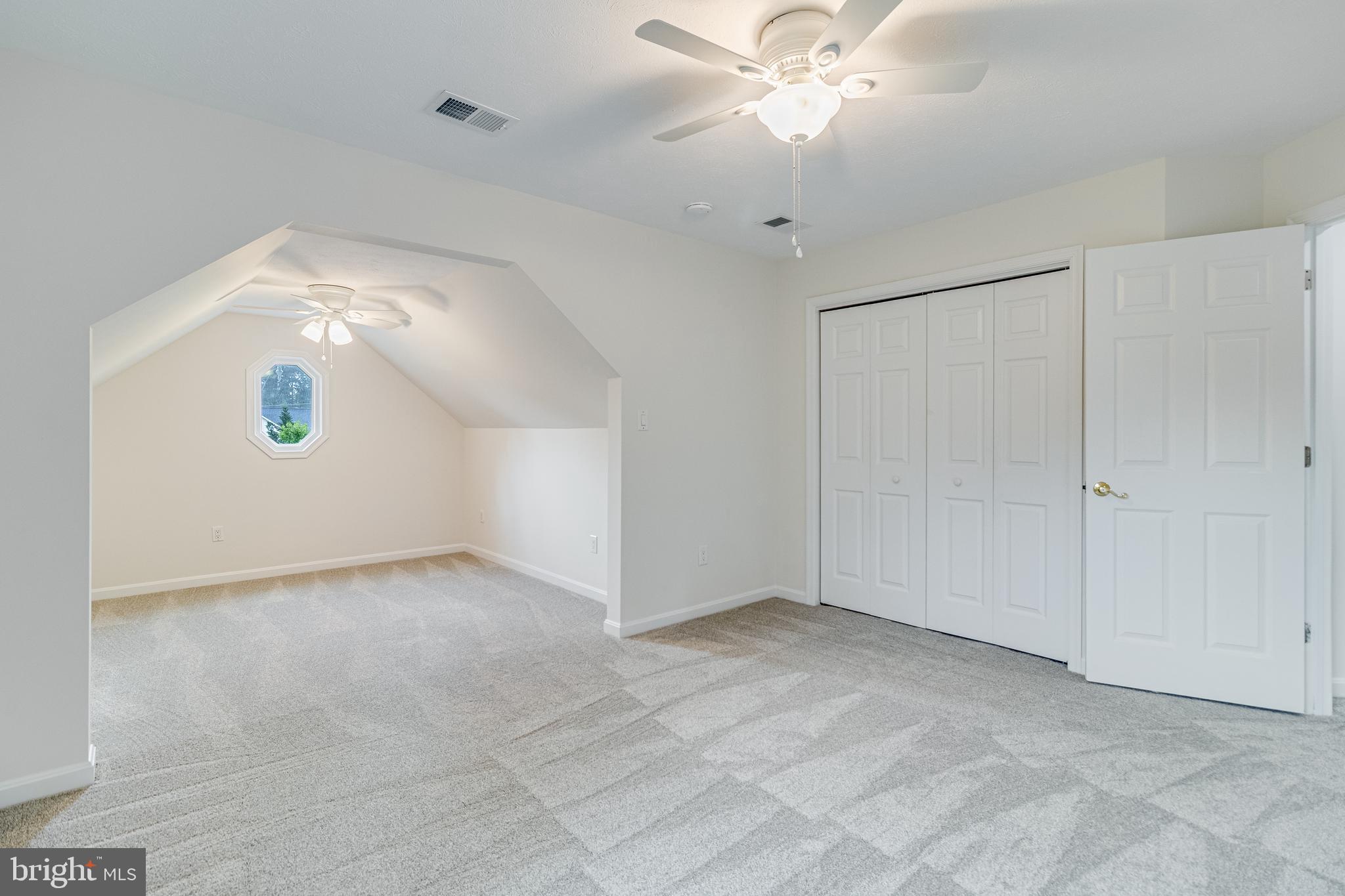 HUNTERS RIDGE - Residential
