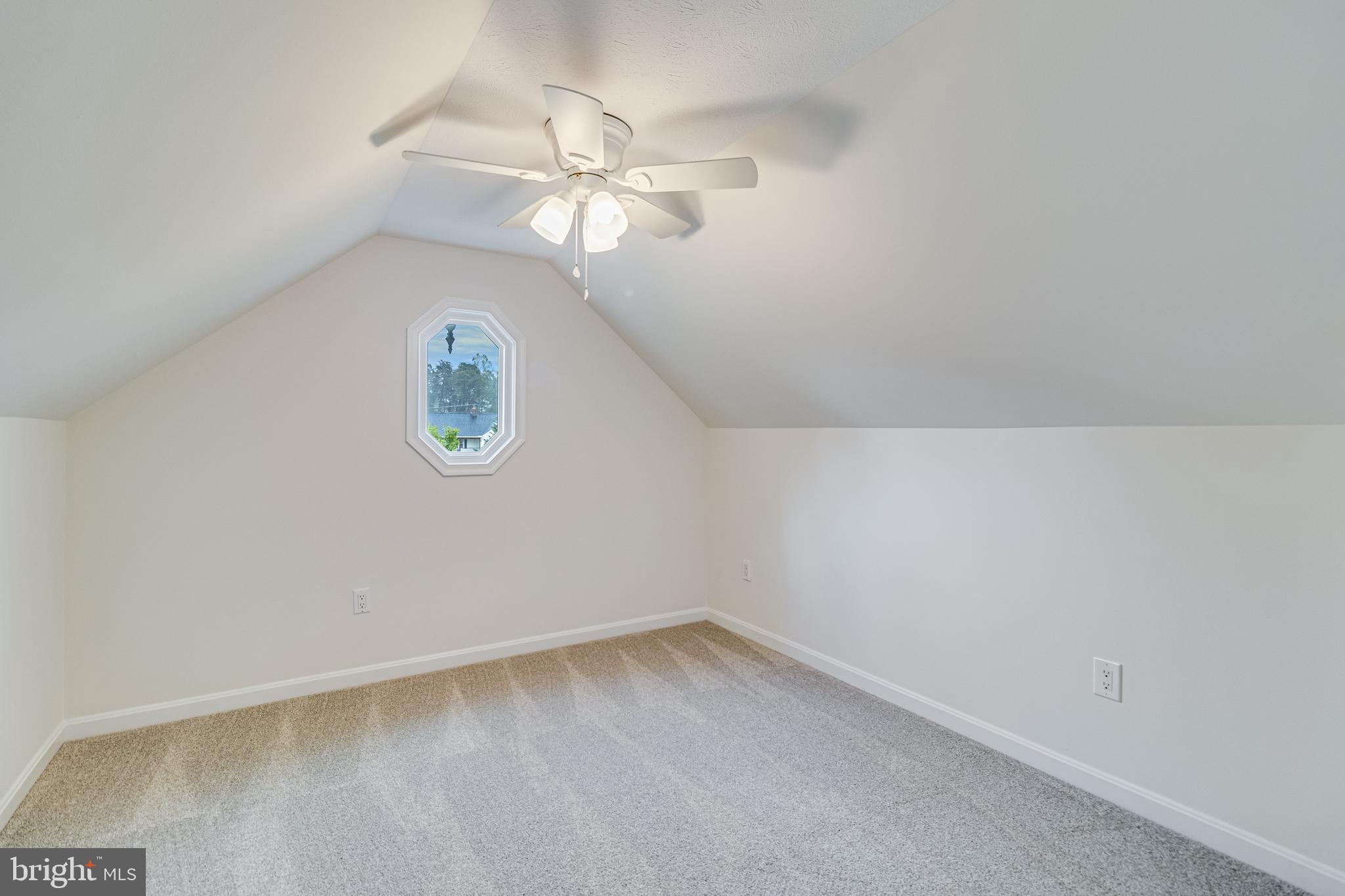 HUNTERS RIDGE - Residential