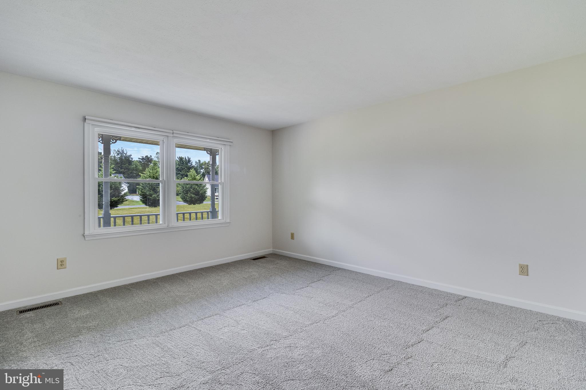 HUNTERS RIDGE - Residential