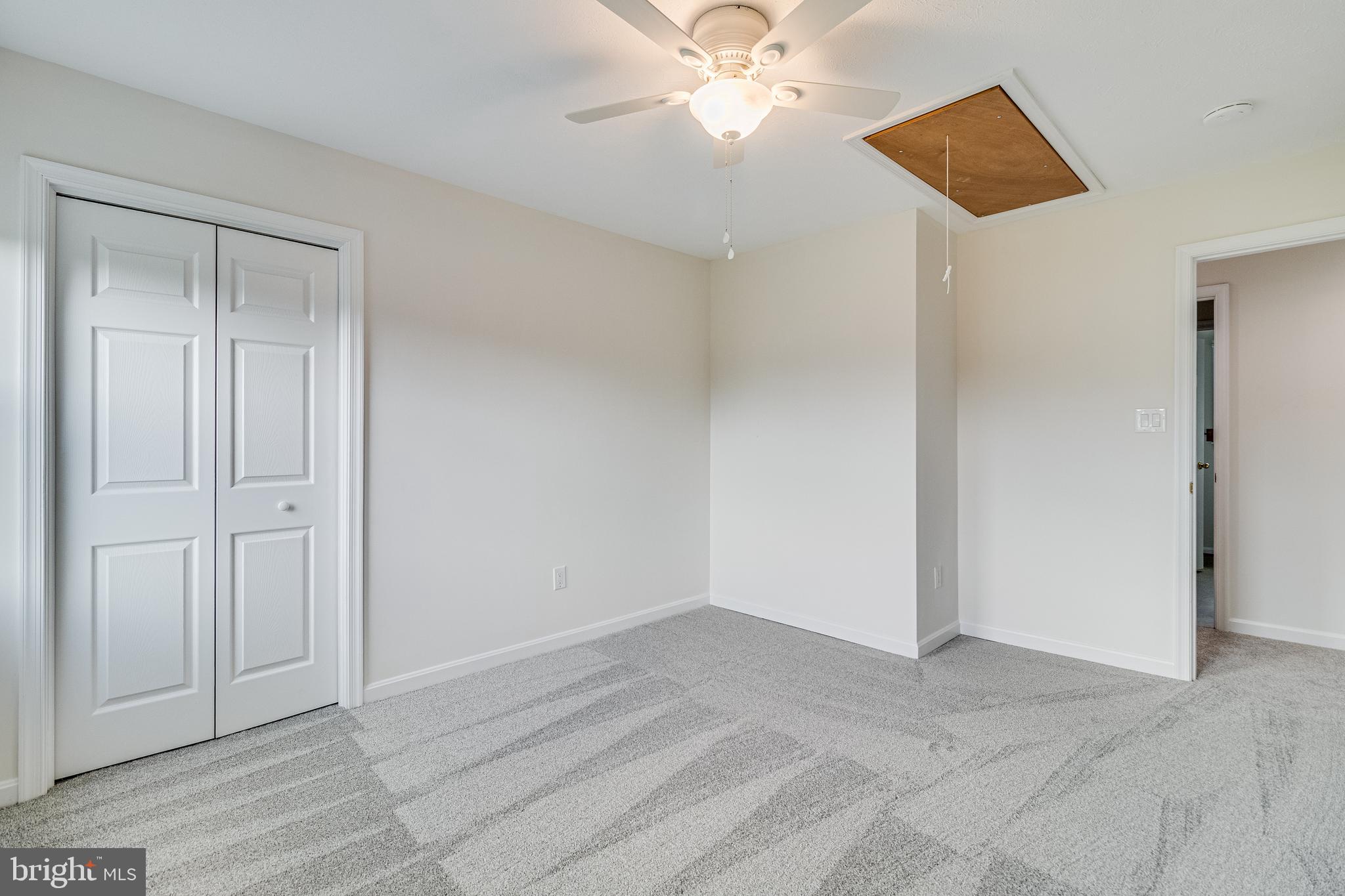 HUNTERS RIDGE - Residential