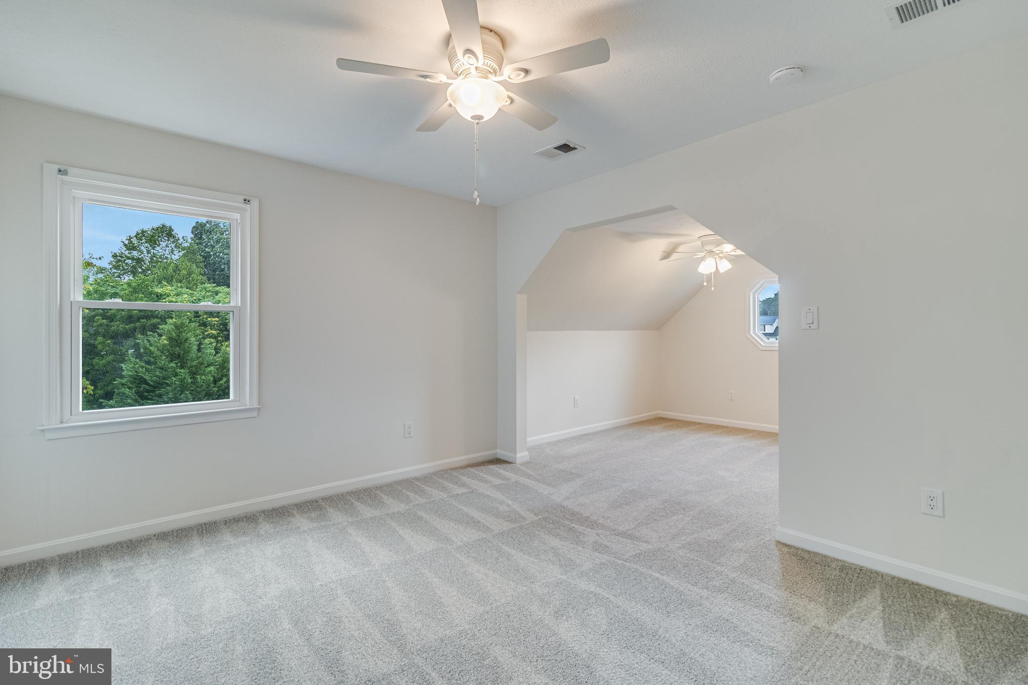 HUNTERS RIDGE - Residential