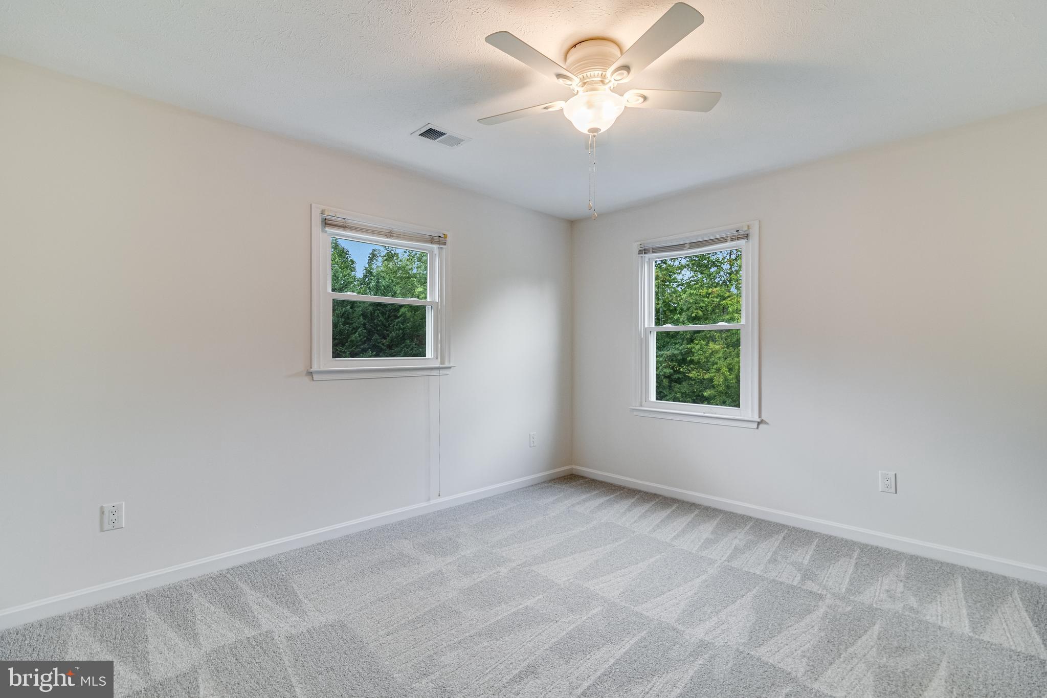 HUNTERS RIDGE - Residential