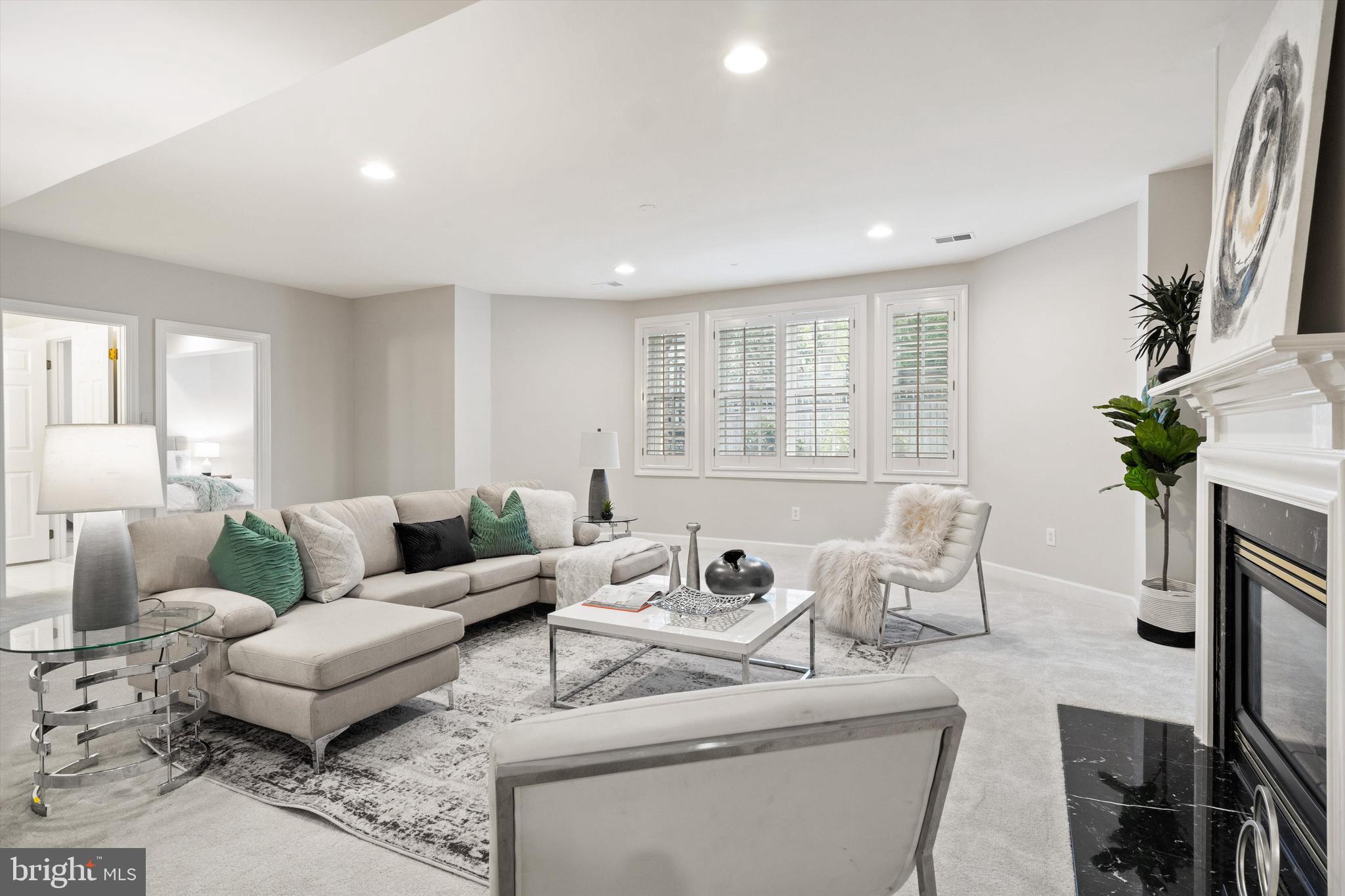 KINGS CLOISTER - Residential